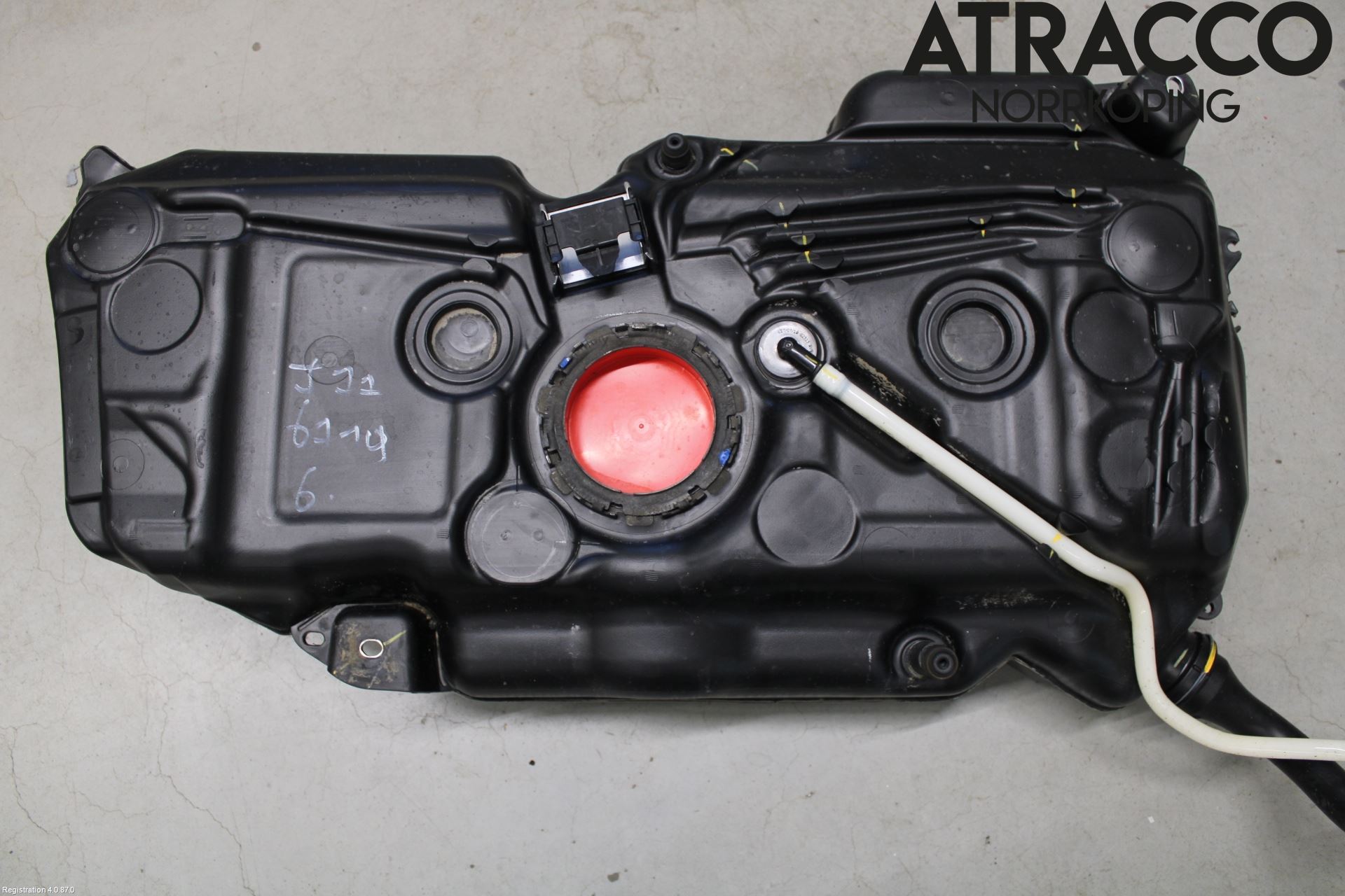 Audi Q3 F3 19- Bränsletank Diesel