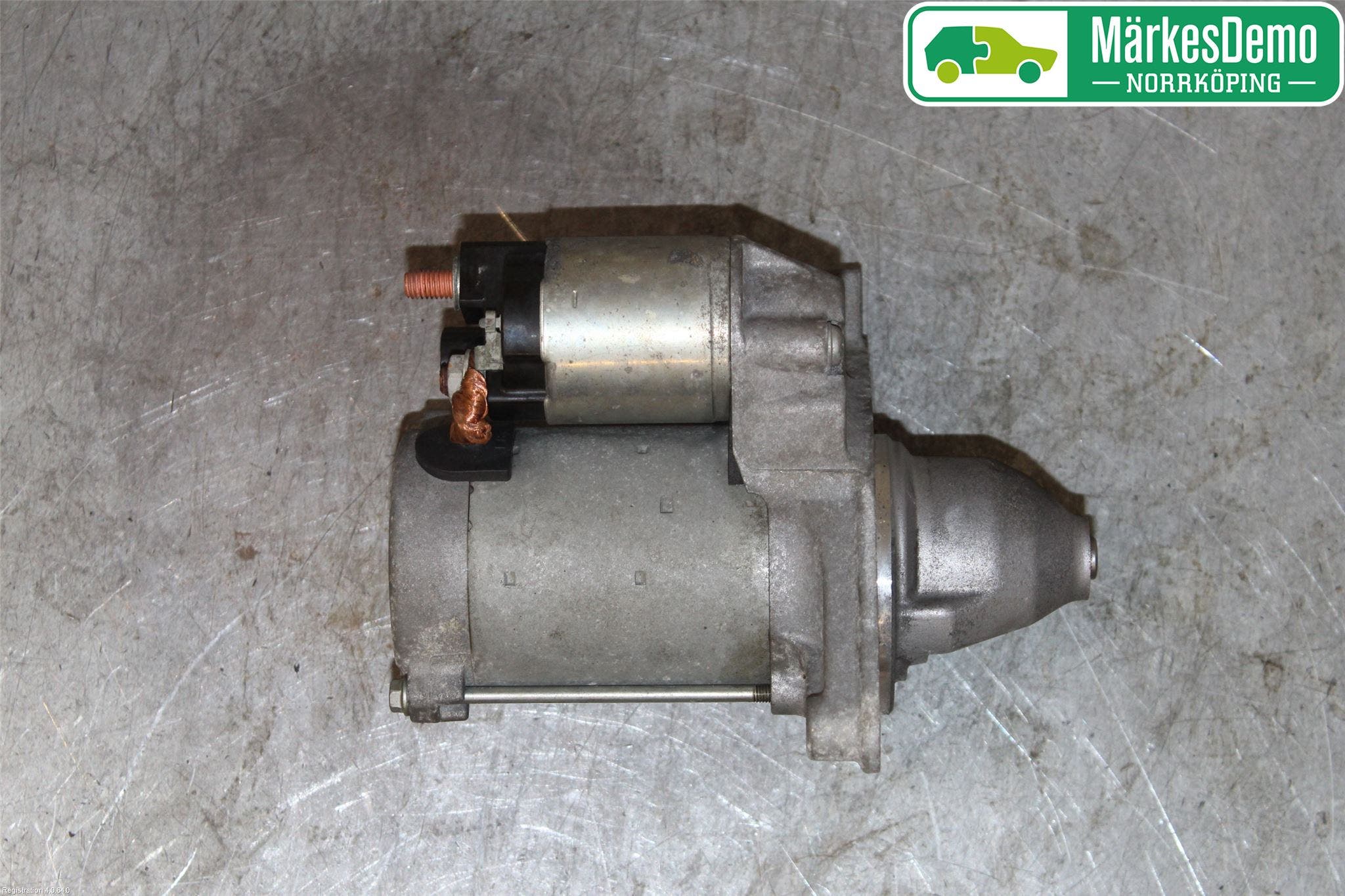 Toyota YARIS XP130 12-14 Startmotor