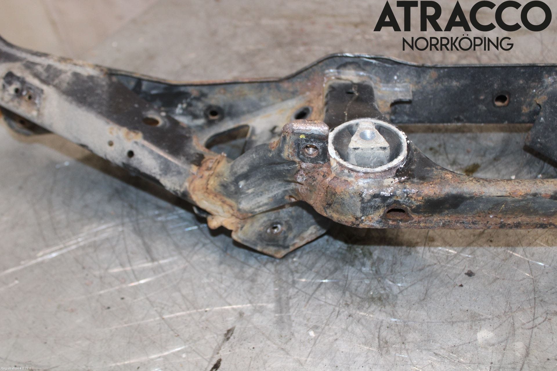 Mini COUPE R56 05-14 Bakaxelbalk