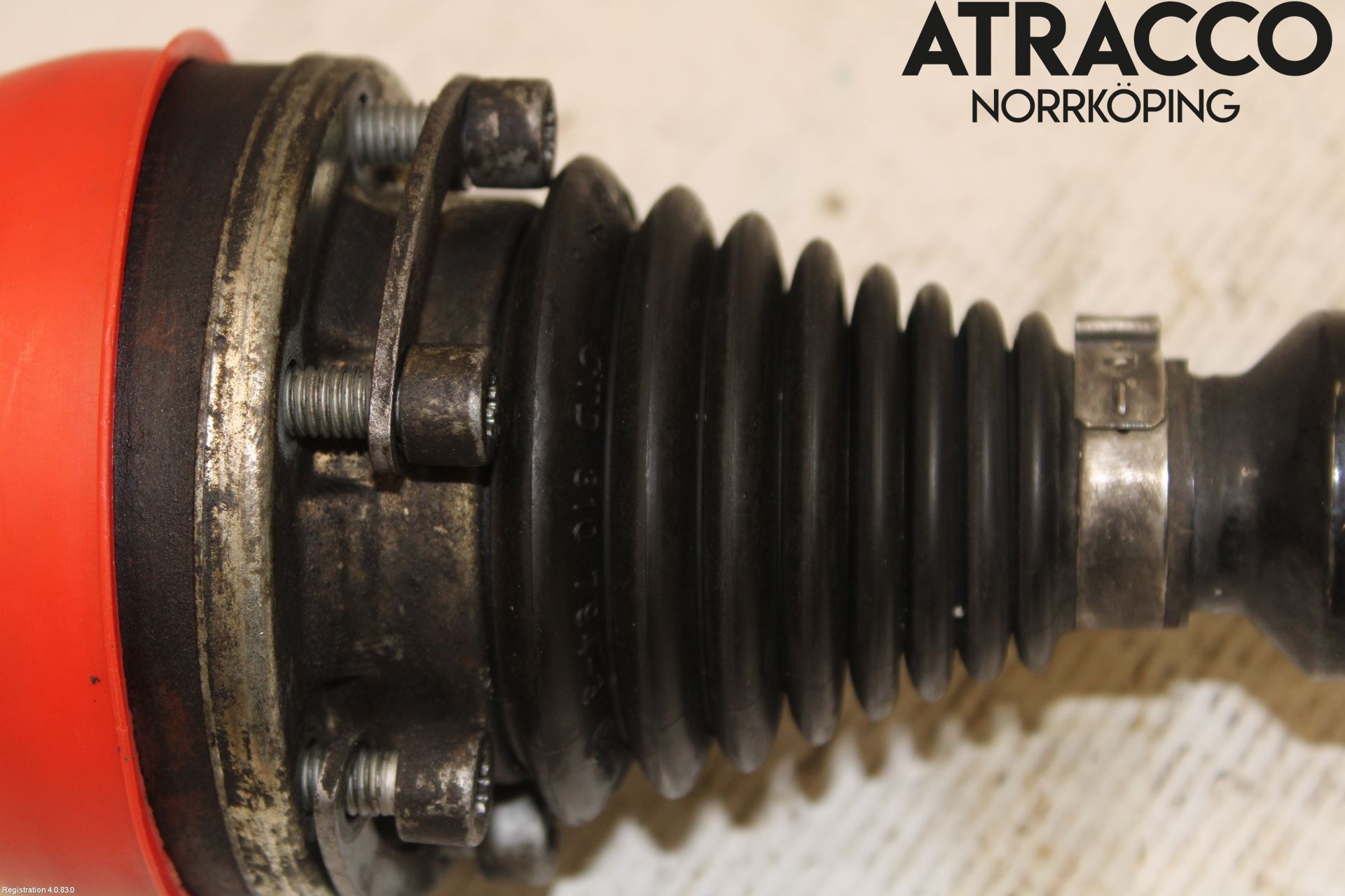 Skoda OCTAVIA (1Z) 05-13 Drivaxel Fram Höger