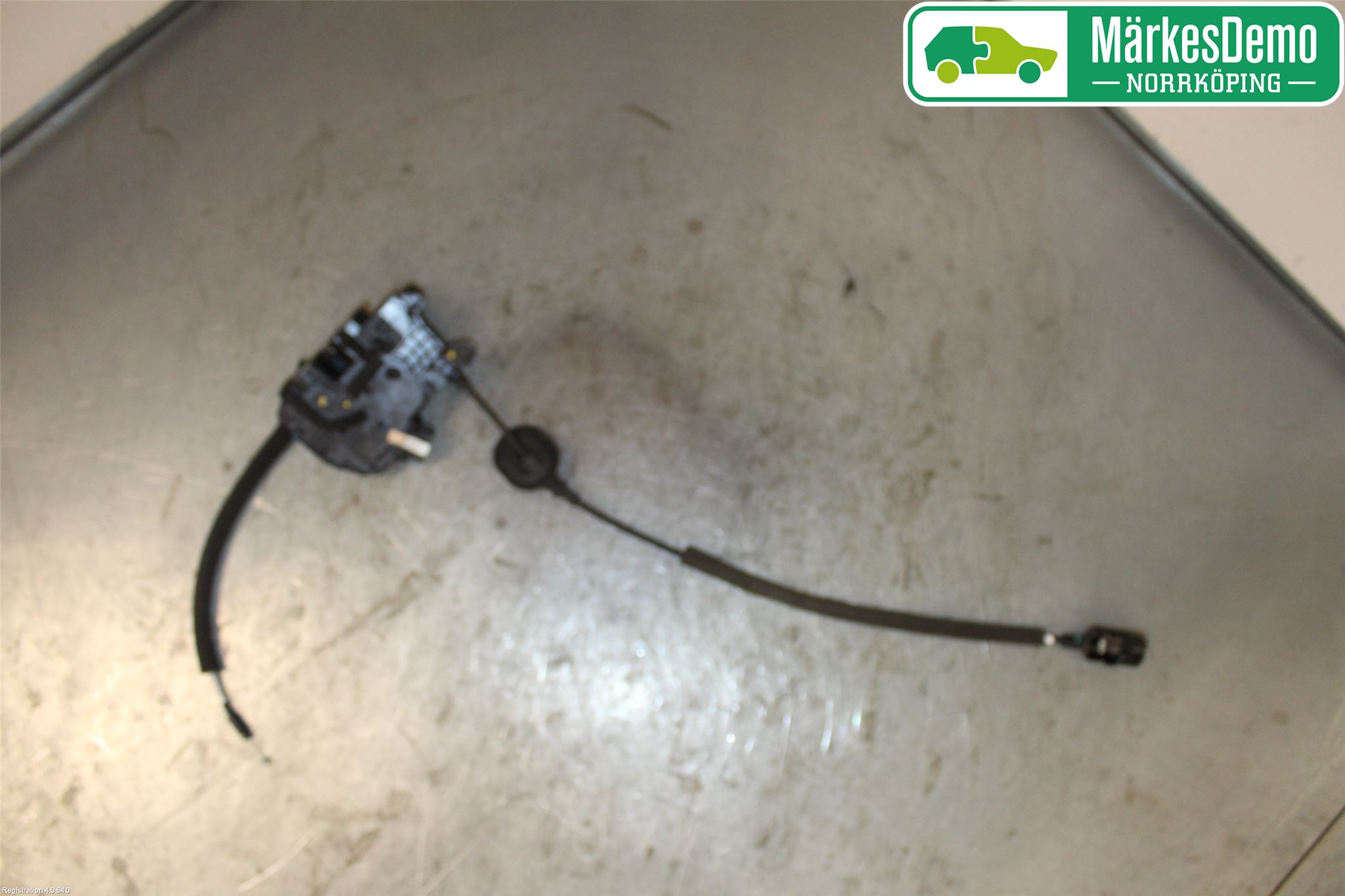 Renault CAPTUR 13-19 Låskista-Dörrlås