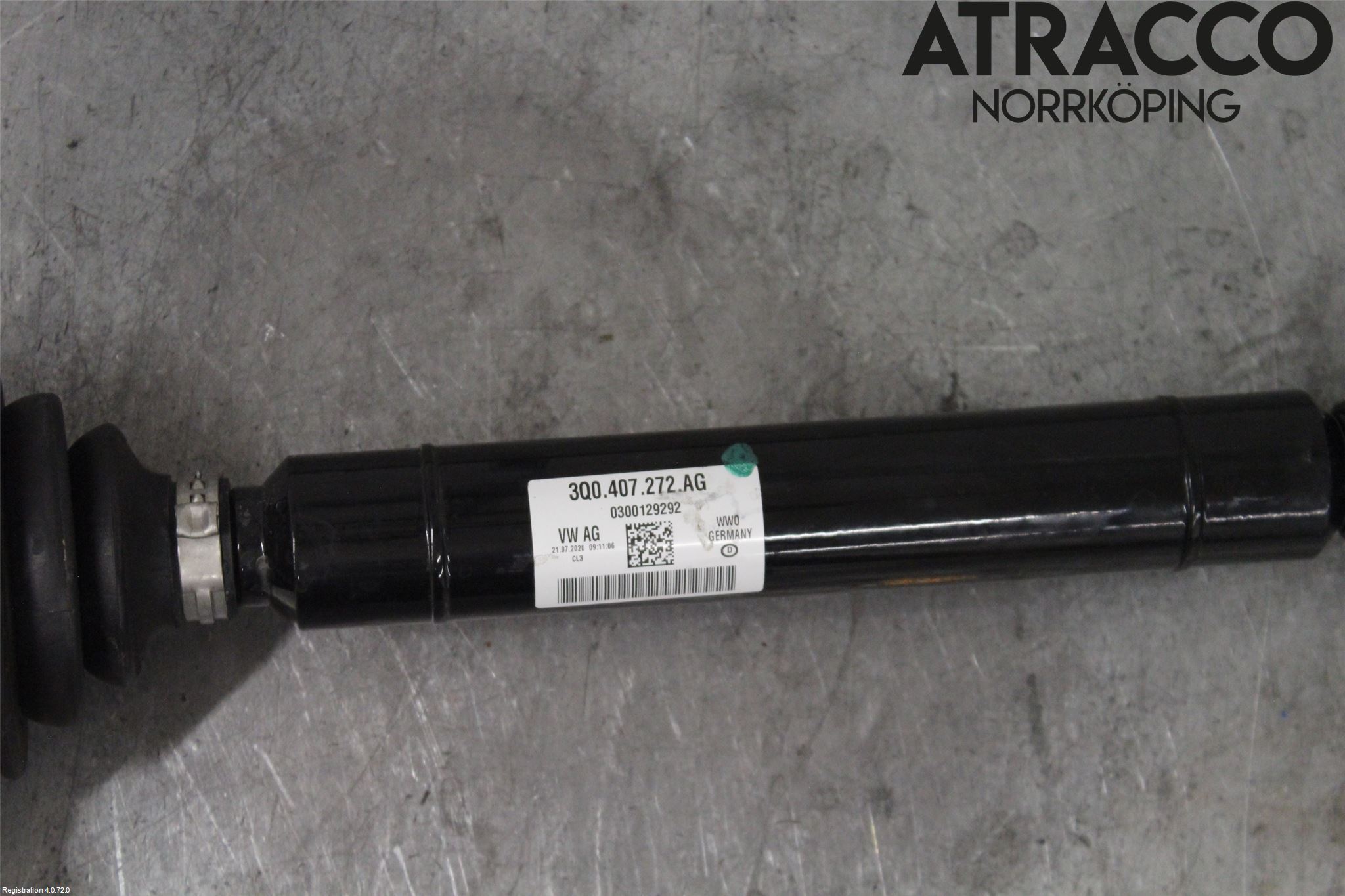 Volkswagen VW TIGUAN 16-24 Drivaxel Fram Höger