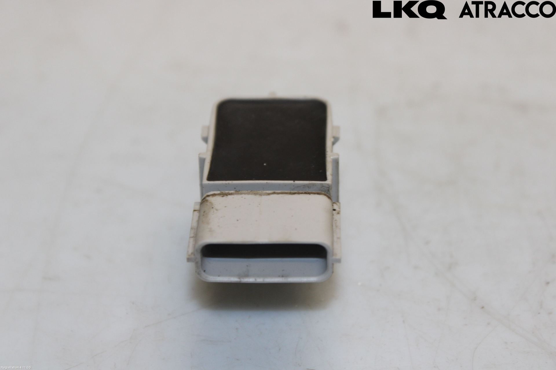 Kia CARENS III 13-19 Parkeringshjälp Frontsensor