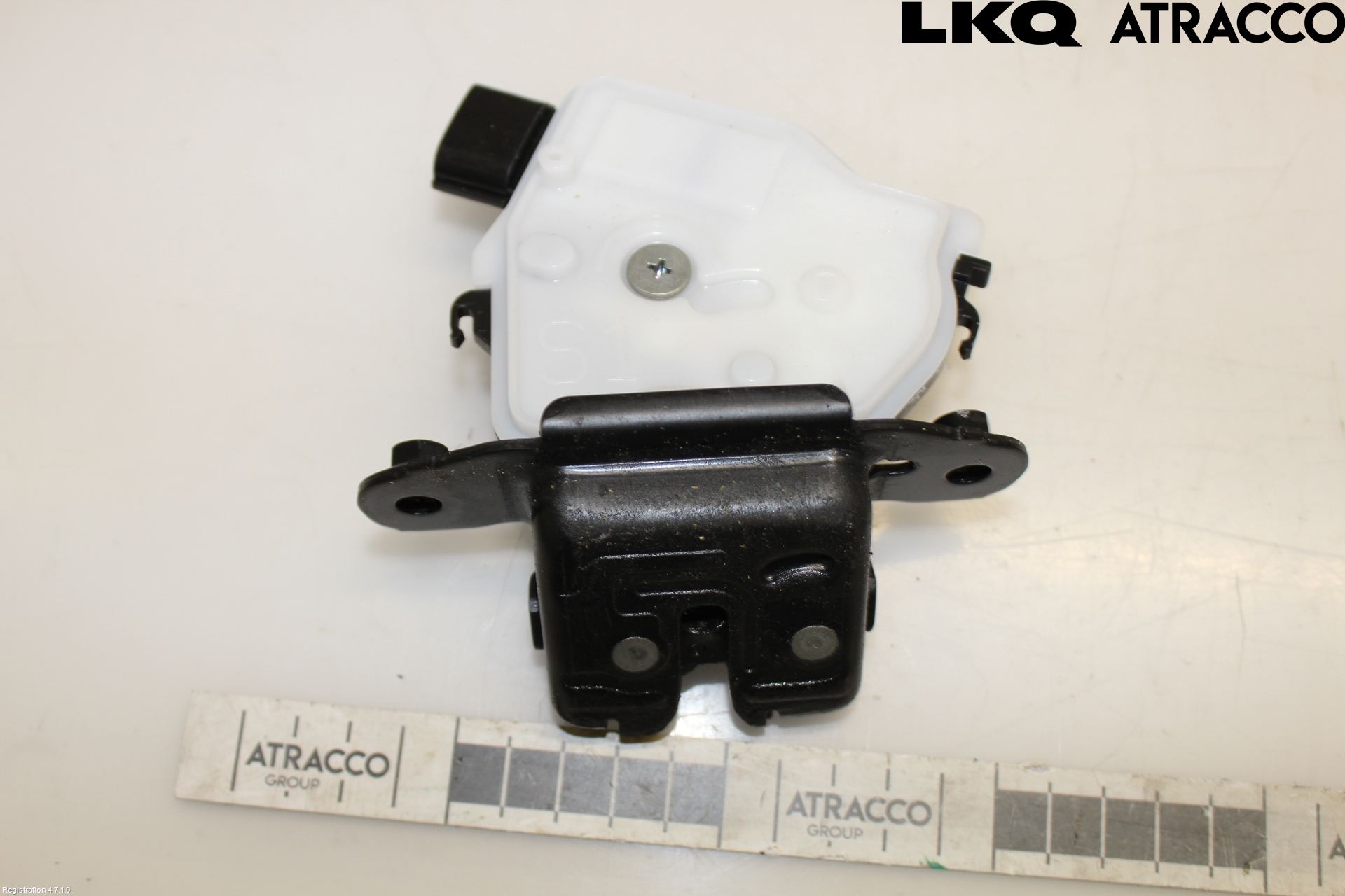 Toyota COROLLA 19- Låskista Baklucka