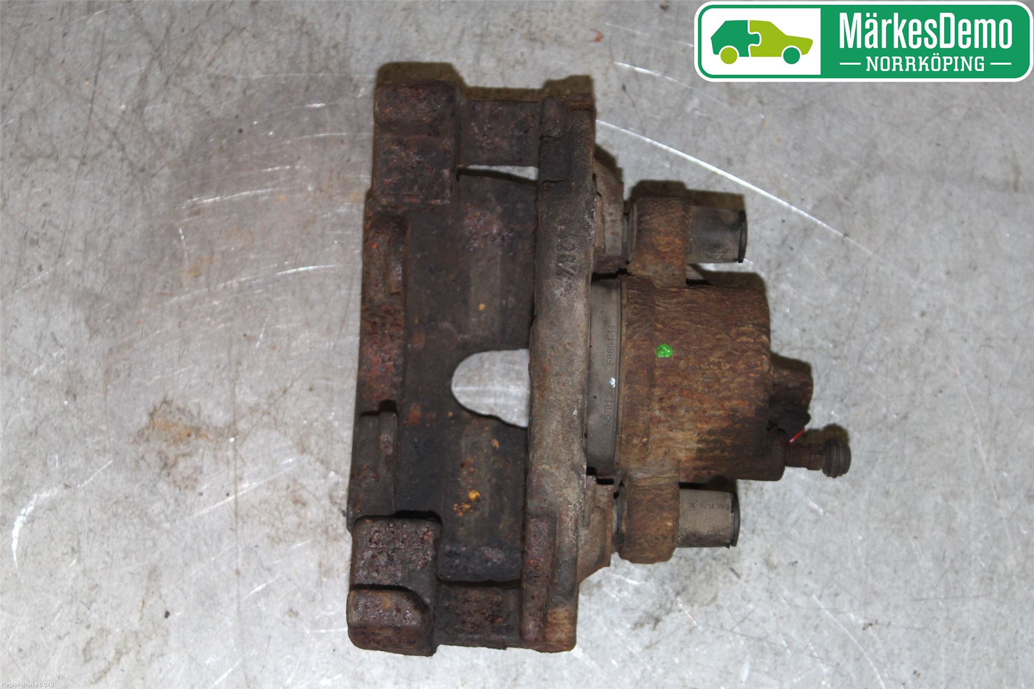 Volvo V40 12-19 Bromsok Fram Höger