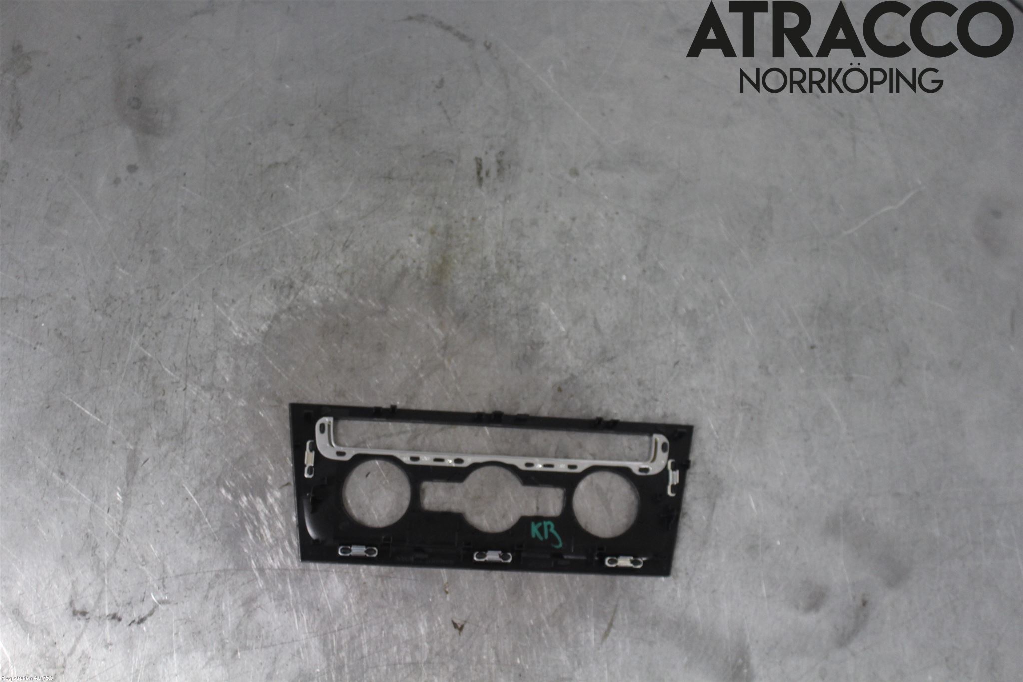 Volkswagen VW GOLF / E-GOLF VII 13-20 Instrument-Radio Sarg