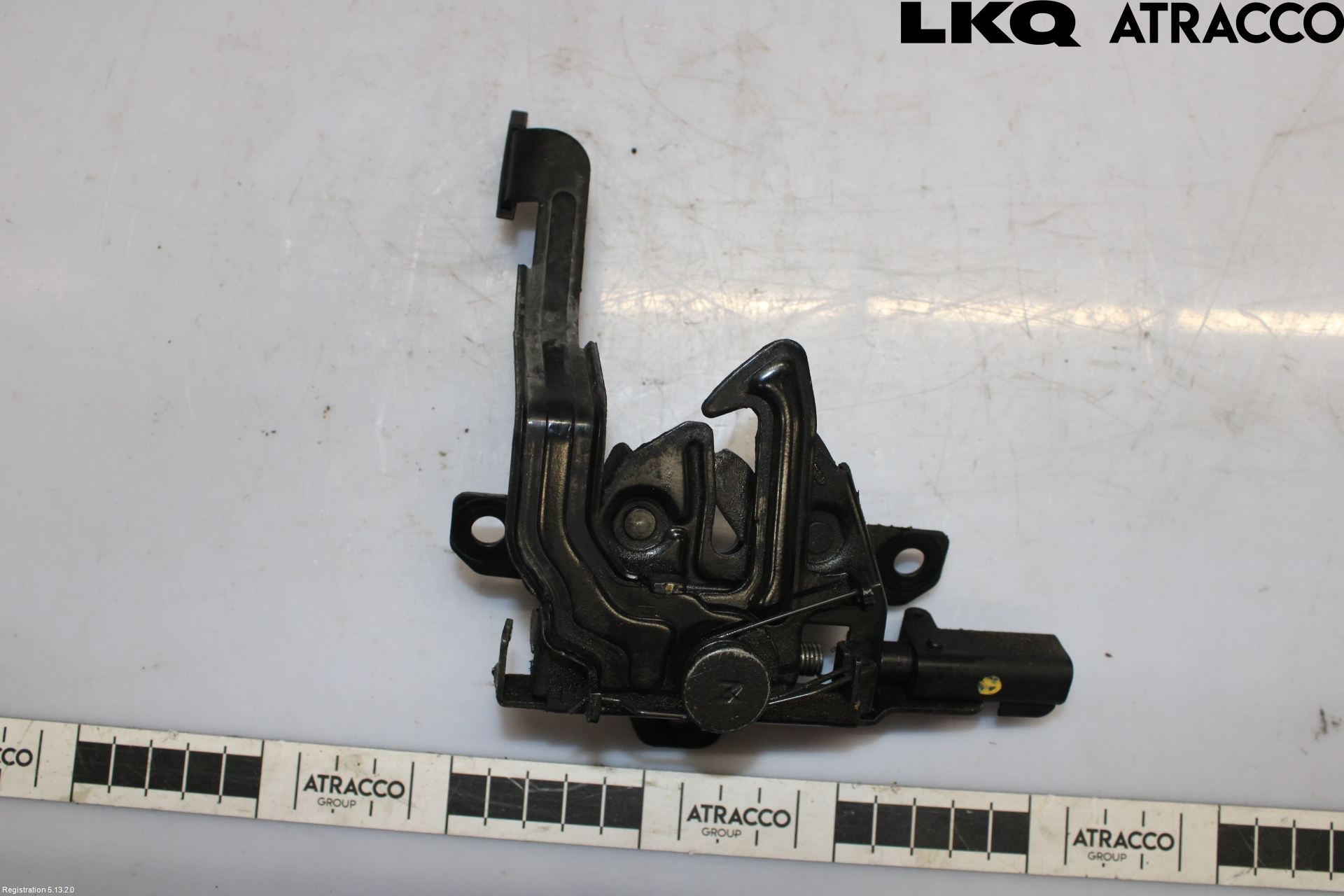 Kia RIO 12-16 Huvlås