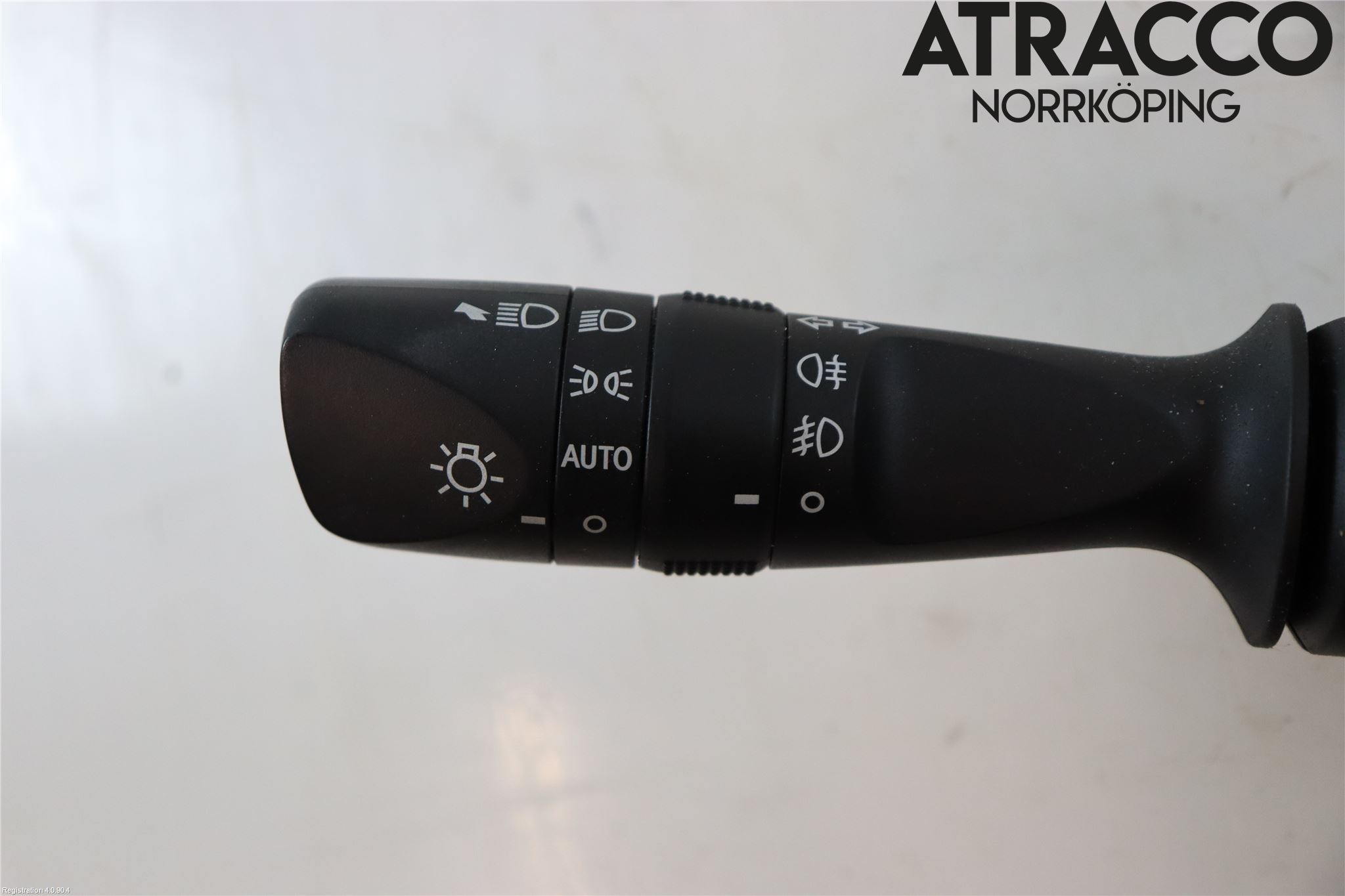 Toyota AURIS 13-19 Spakcentral