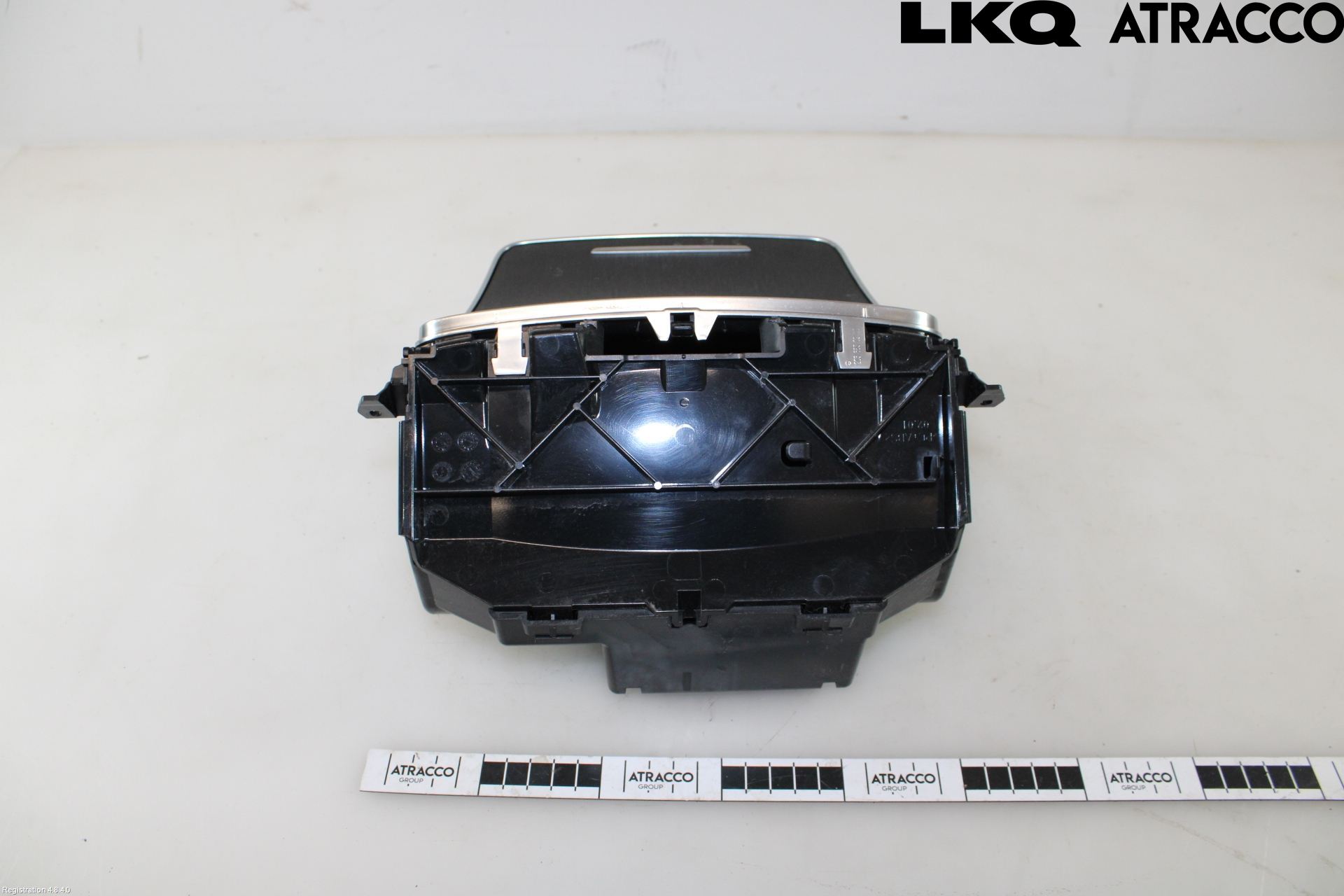 Mercedes-Benz MB GLC-KLASS (X253/C253) 15-22 Instrumentkonsoll Mitt