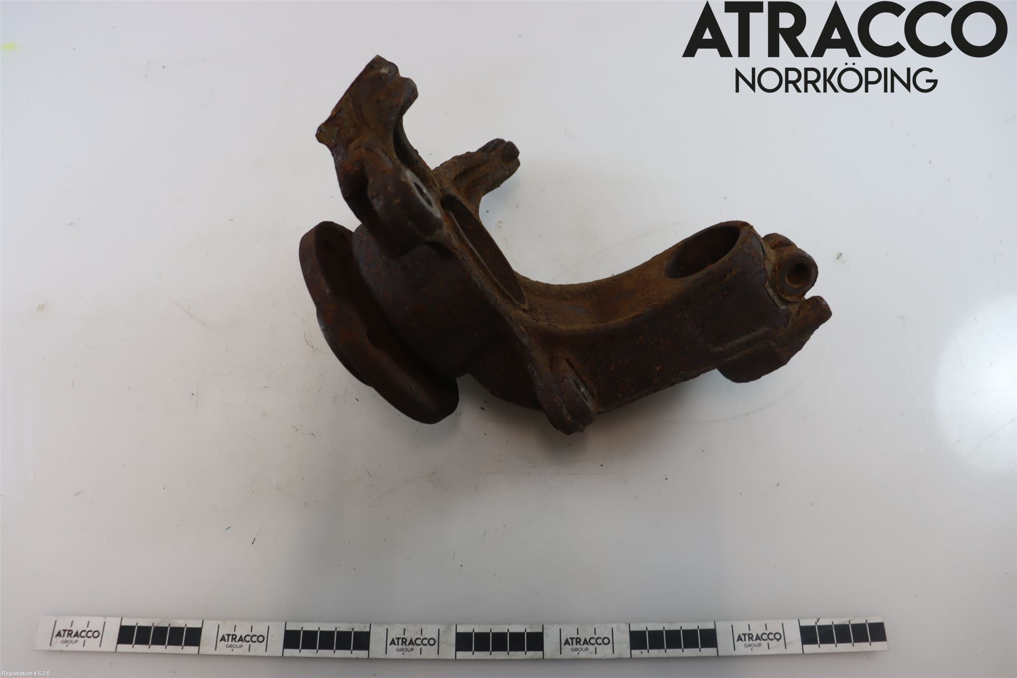 Volvo V70 08-13 Styrspindel Lagerhus Vä