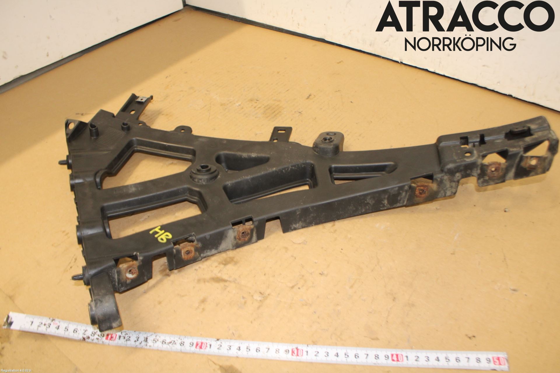 Jaguar F-PACE Stötfångarfäste Bak Hö