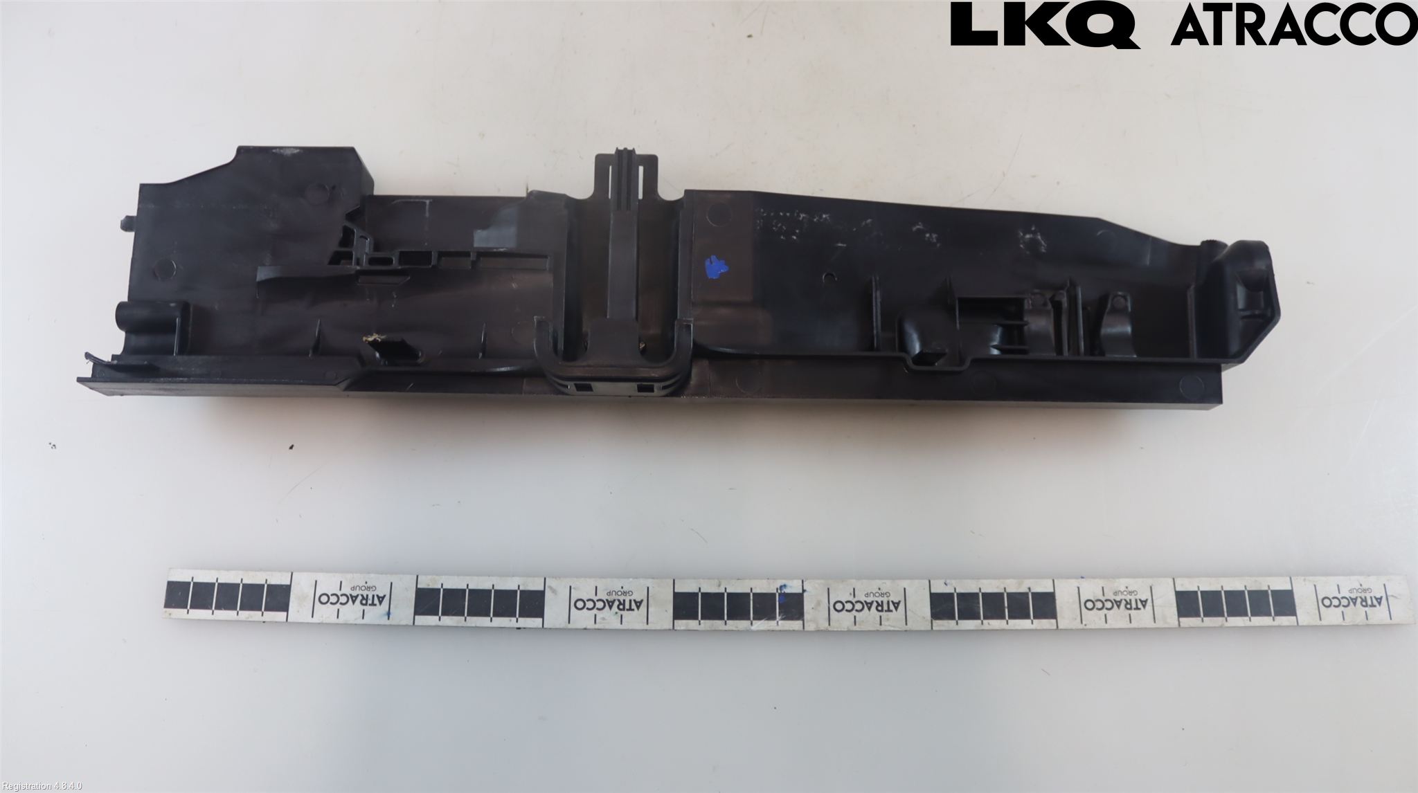 BMW 1 E87/81 5D/3D 03-11 Kylarfäste-Ram-Balk