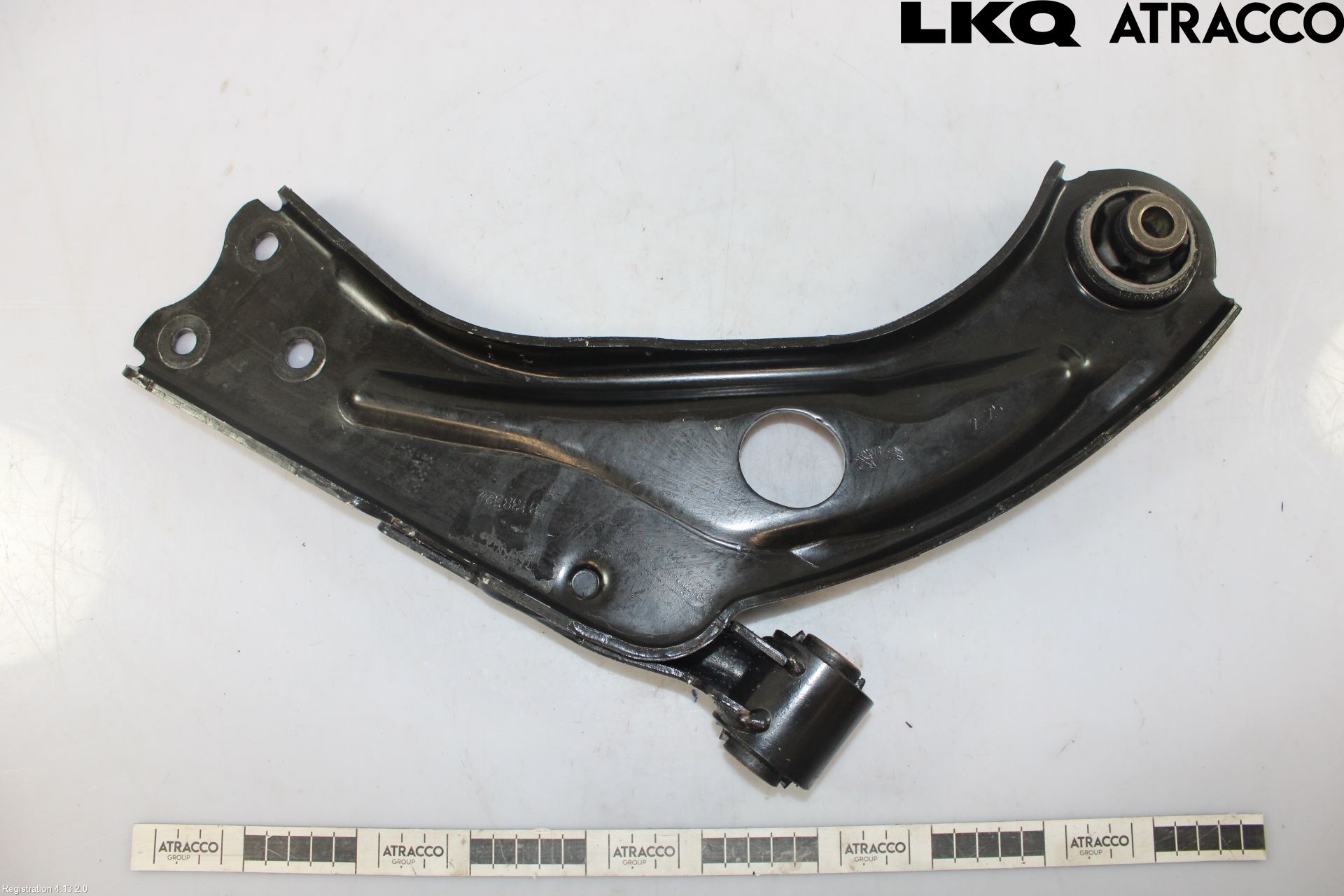Toyota PROACE CITY 20- Bärarm Fram Undre Hö