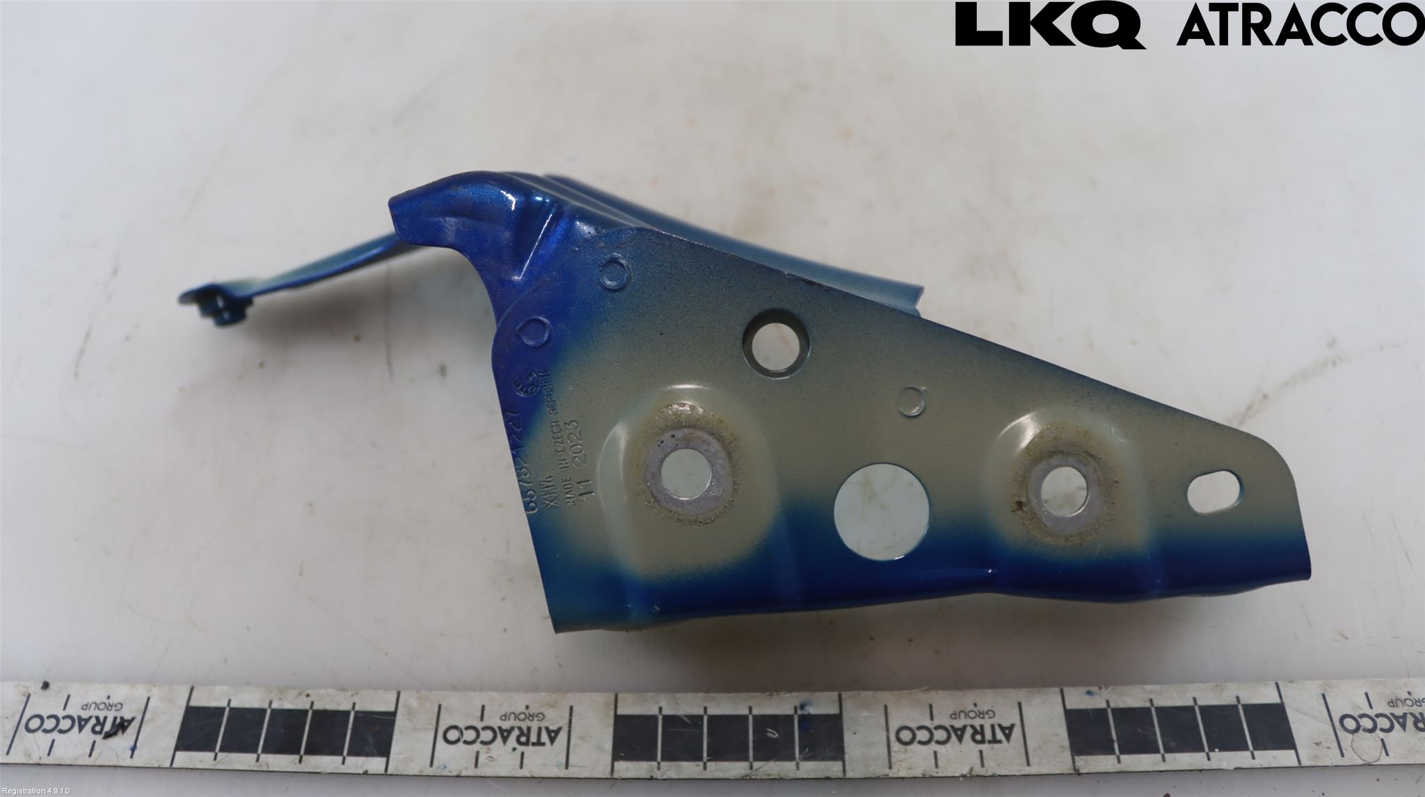 Skoda SCALA 19- Skärmfäste Fram Vä