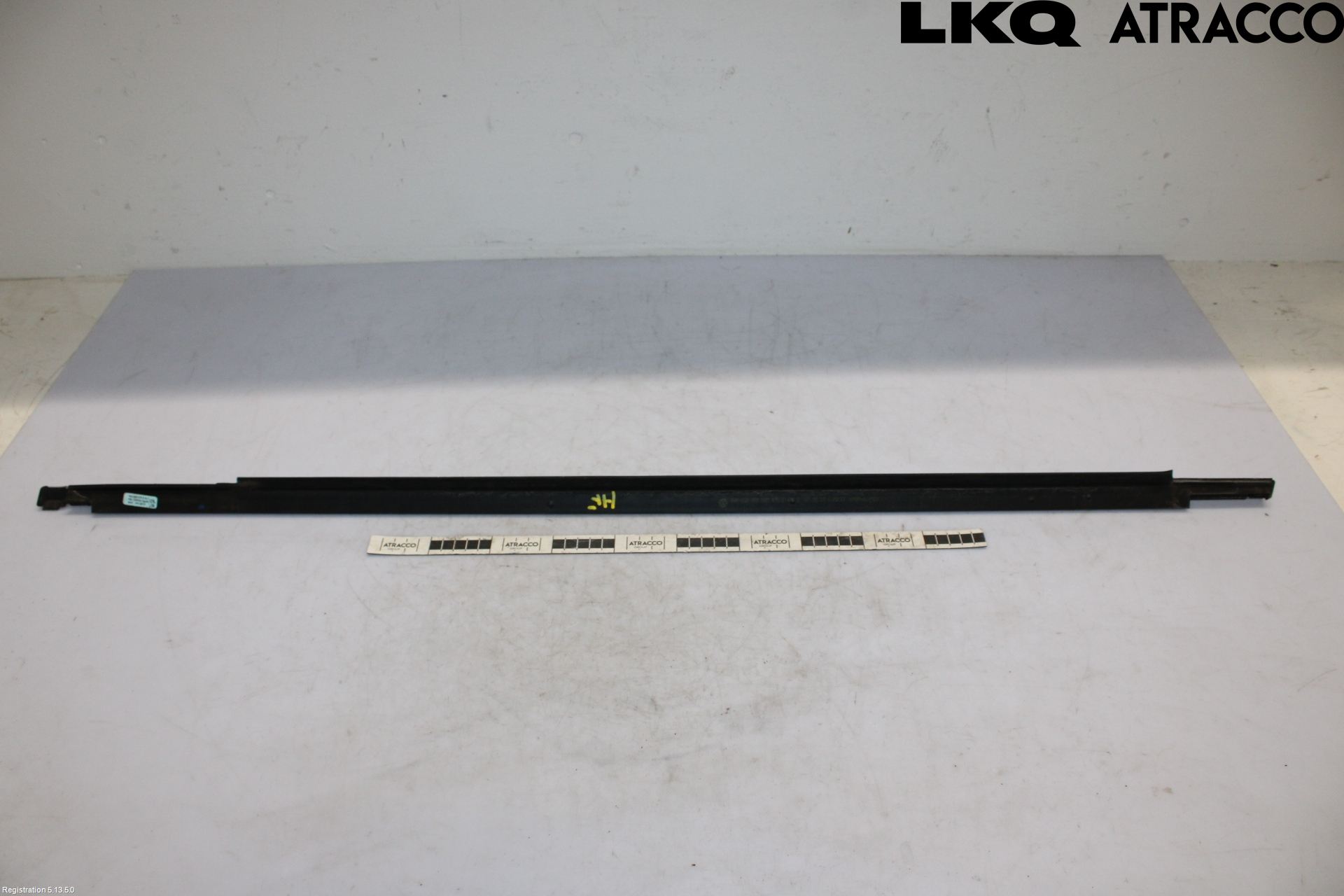 Volkswagen VW TIGUAN 07-16 Dörr Dekorlist Fram Hö