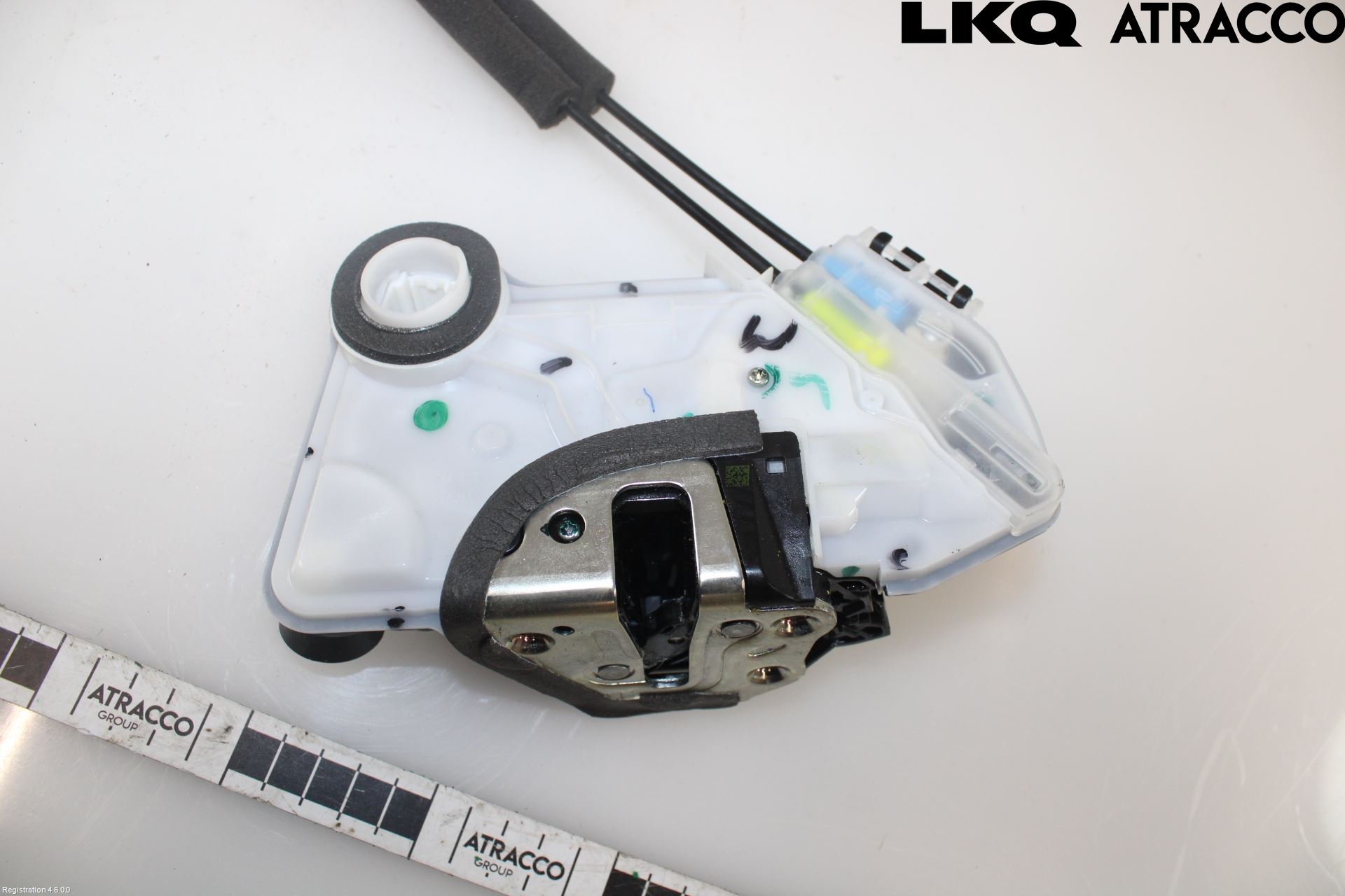 Toyota COROLLA 19- Låskista-Dörrlås