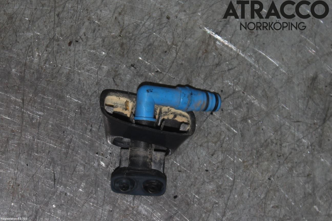 Saab 9-3 VER 2 Spolarmunstycke Strålkastare