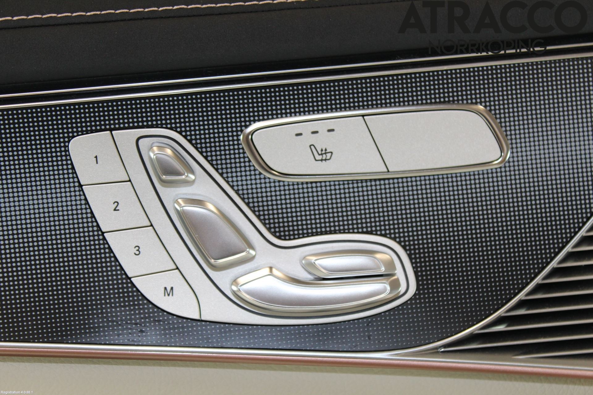 Mercedes-Benz MB EQC (N293) 20- Dörrklädsel Vä