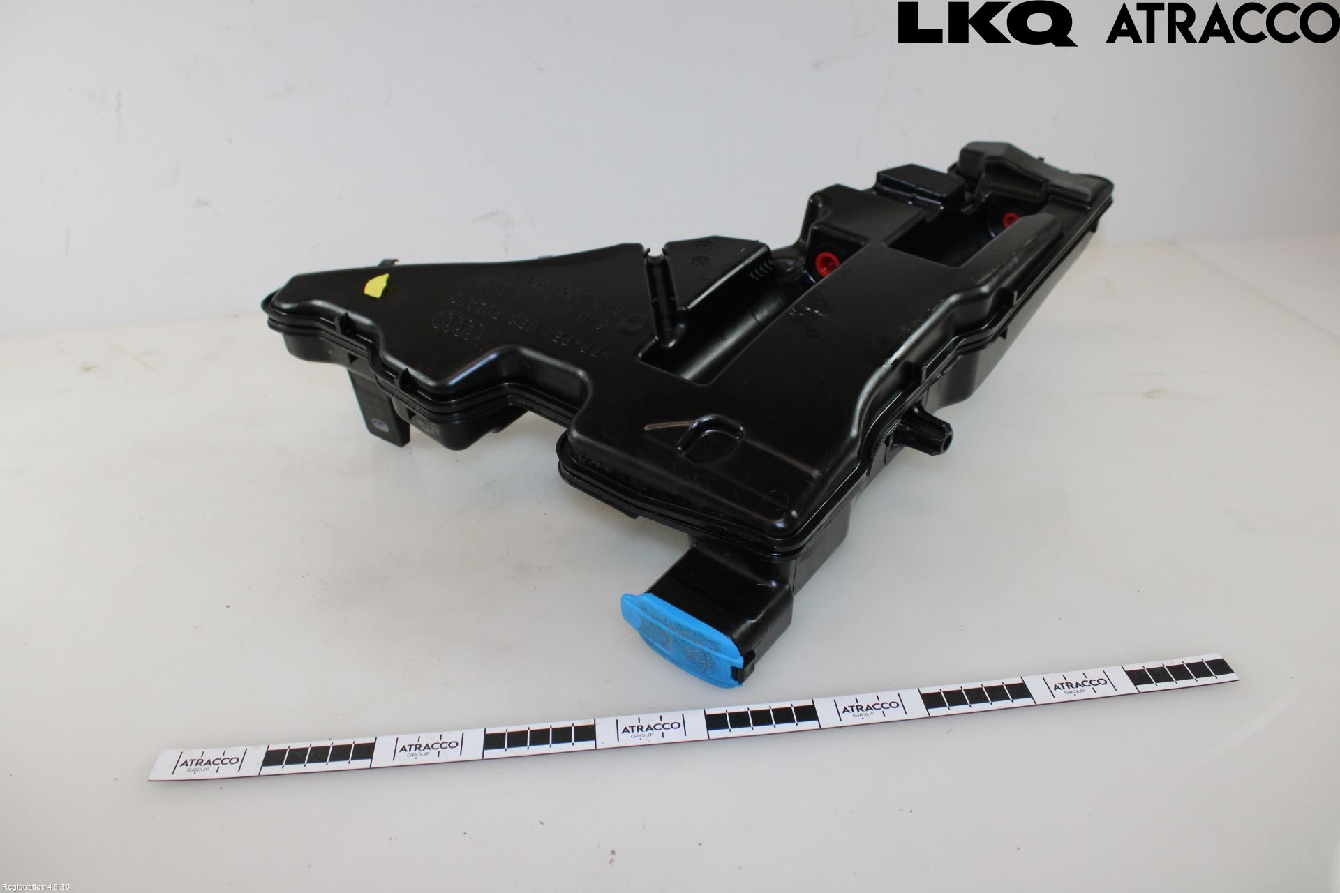 Audi A4/S4 B9 20- Spolartank Vindruta