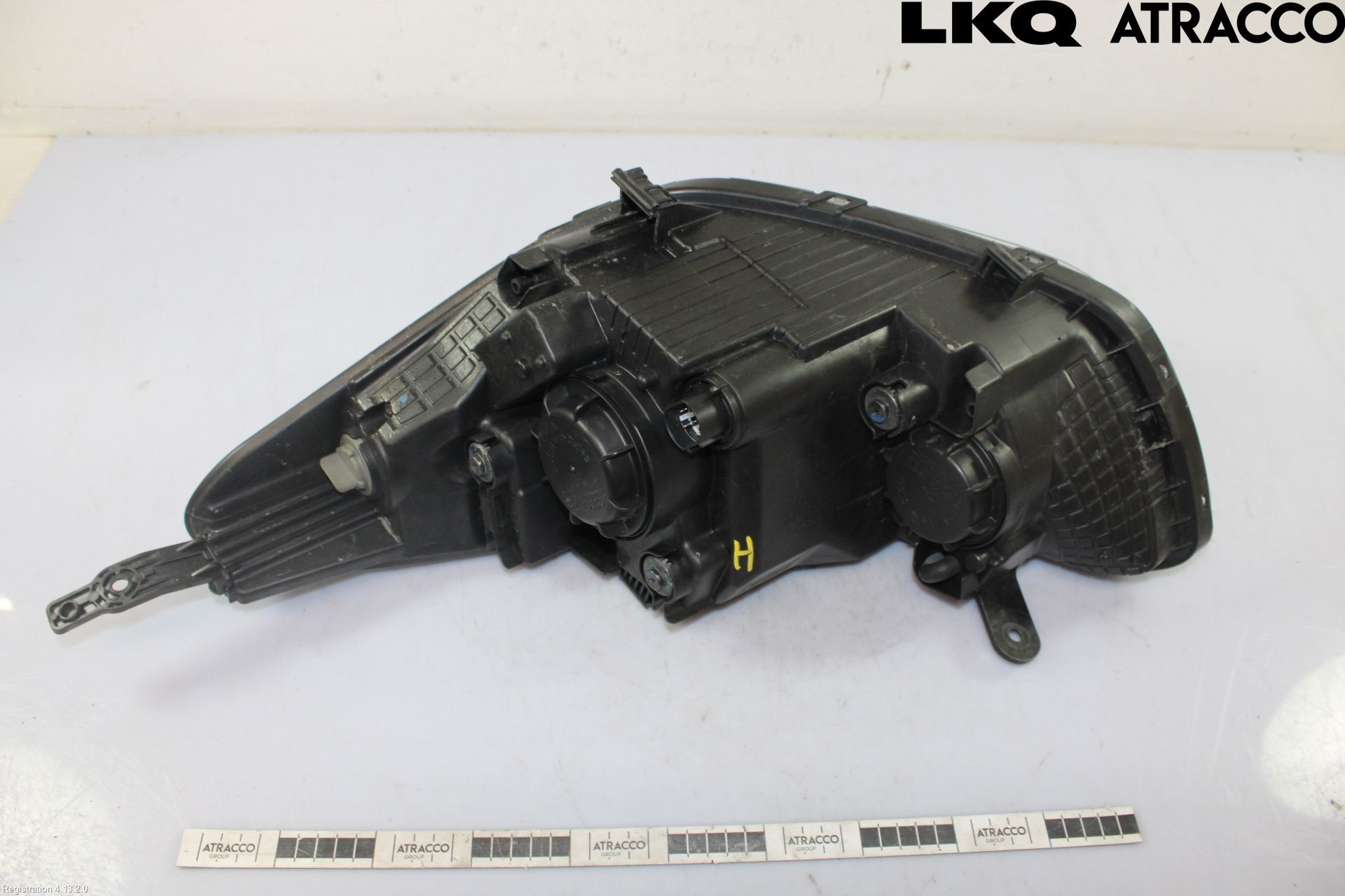 Hyundai i20 PB 09-14 Strålkastare Höger
