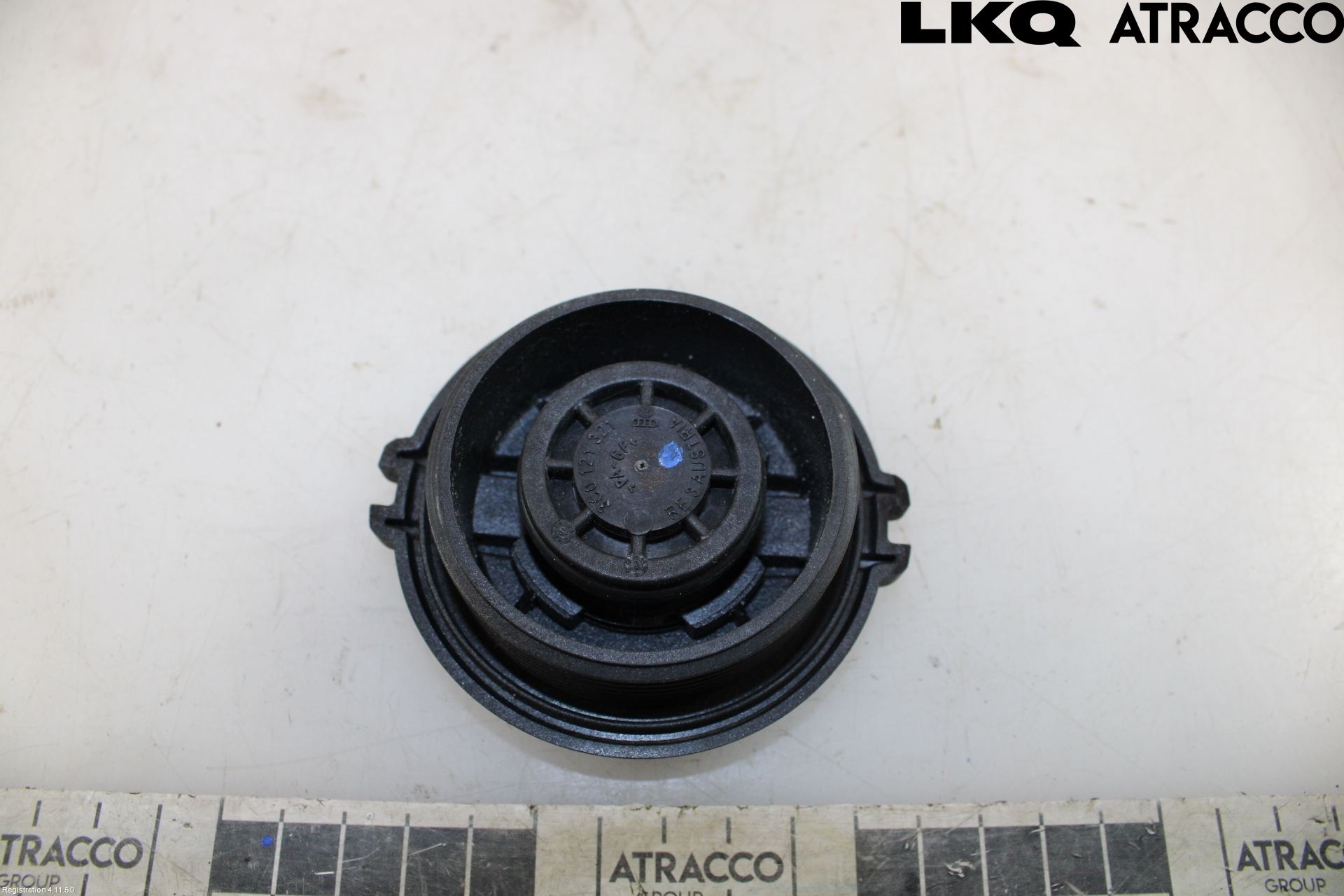 Volkswagen VW PASSAT 11-14 Expansionstank Lock
