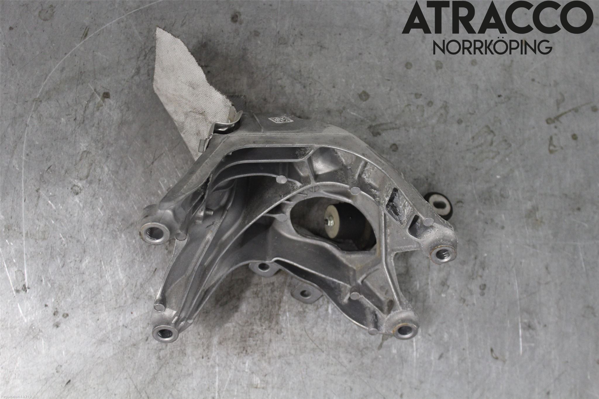 Audi A7 Sportback 4K 18- Motorfäste