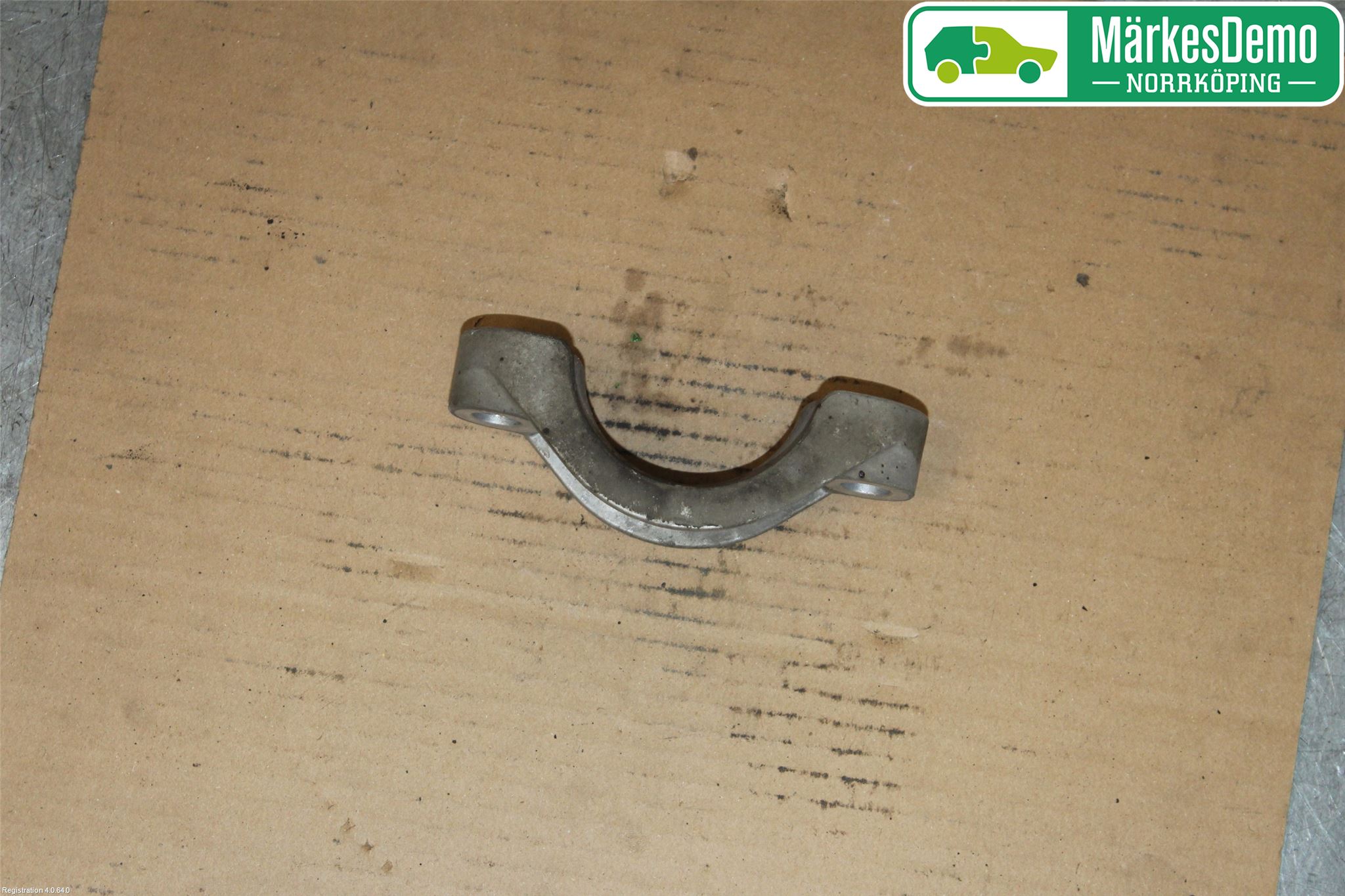 BMW 5 F10/F11/F18 09-17 Krängningshämmarfäste