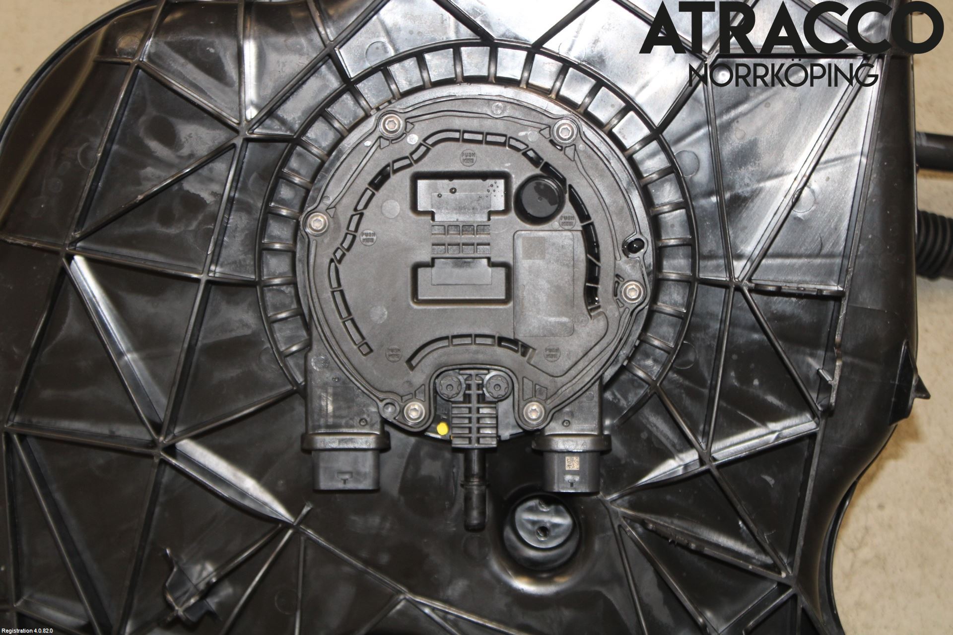 Audi A6 F2/C8 19- Adblue Tank