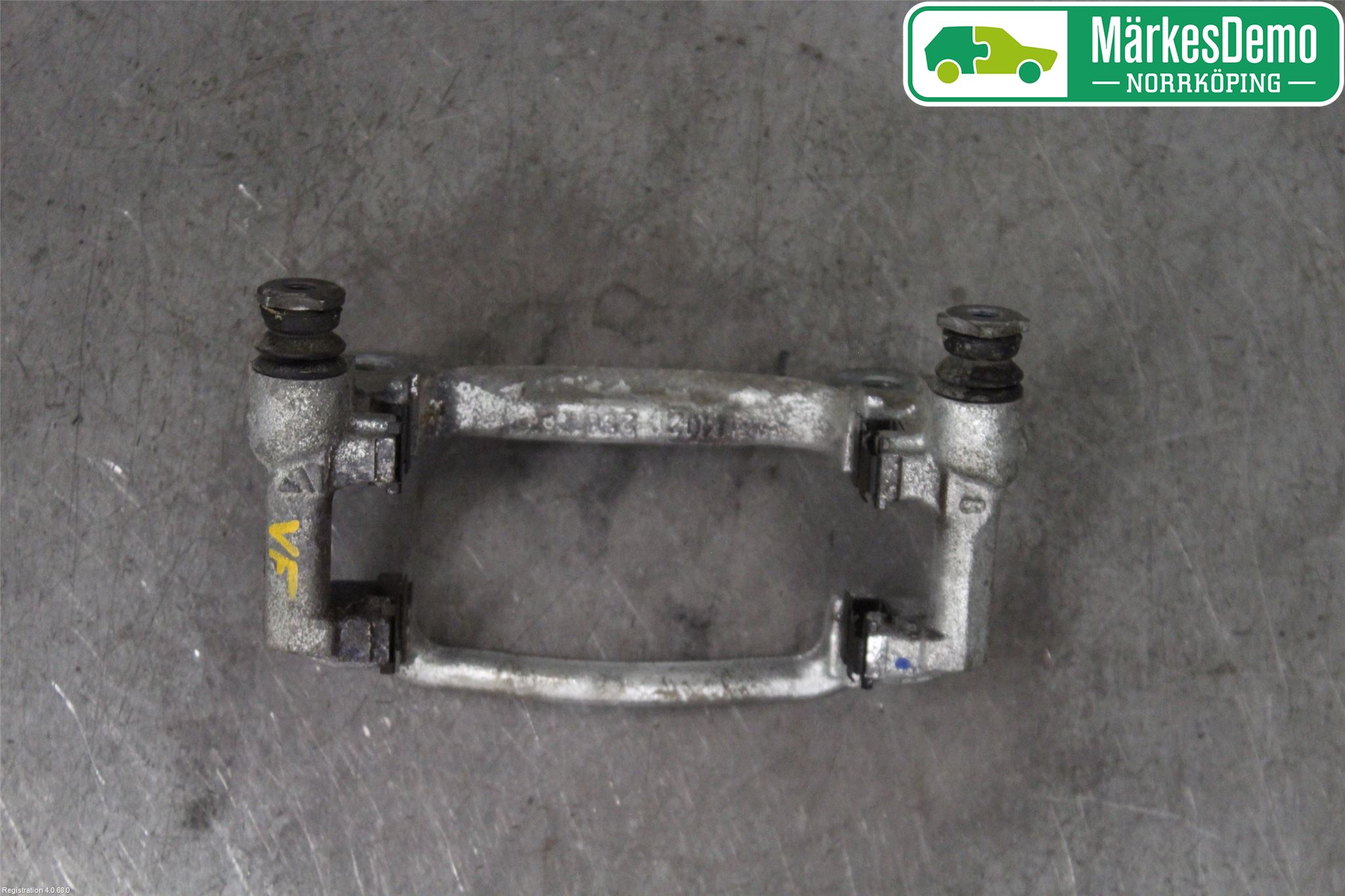 Toyota COROLLA 19- Bromsokshållare