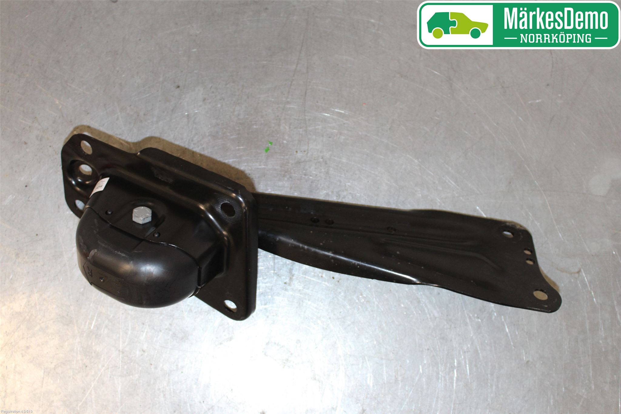 Volkswagen VW TIGUAN 16-24 Bärarm Bak Vänster