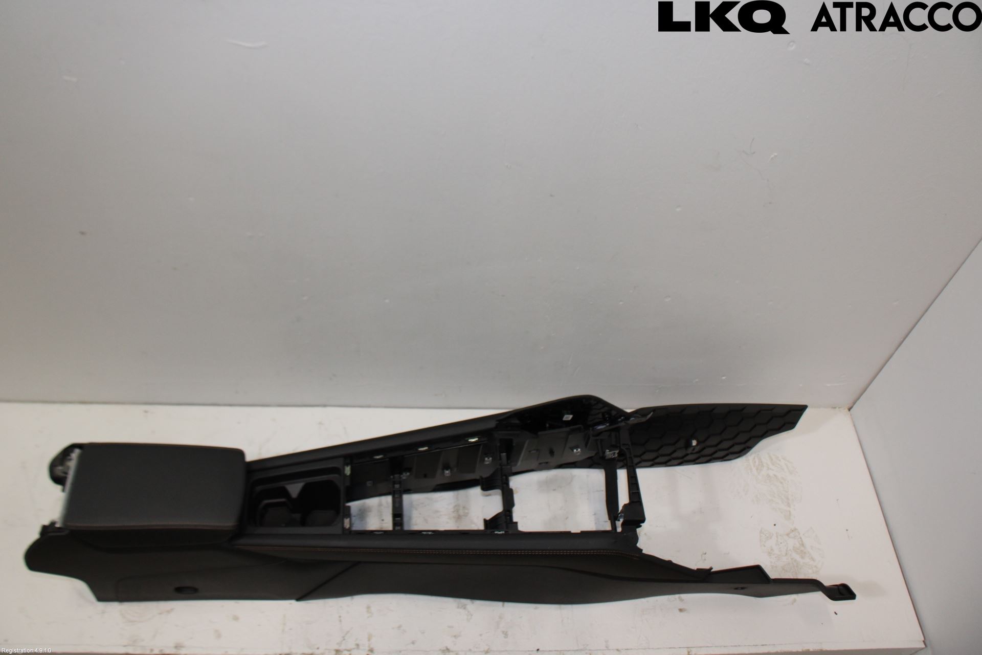 Seat LEON 20- Inr Tunnelfack