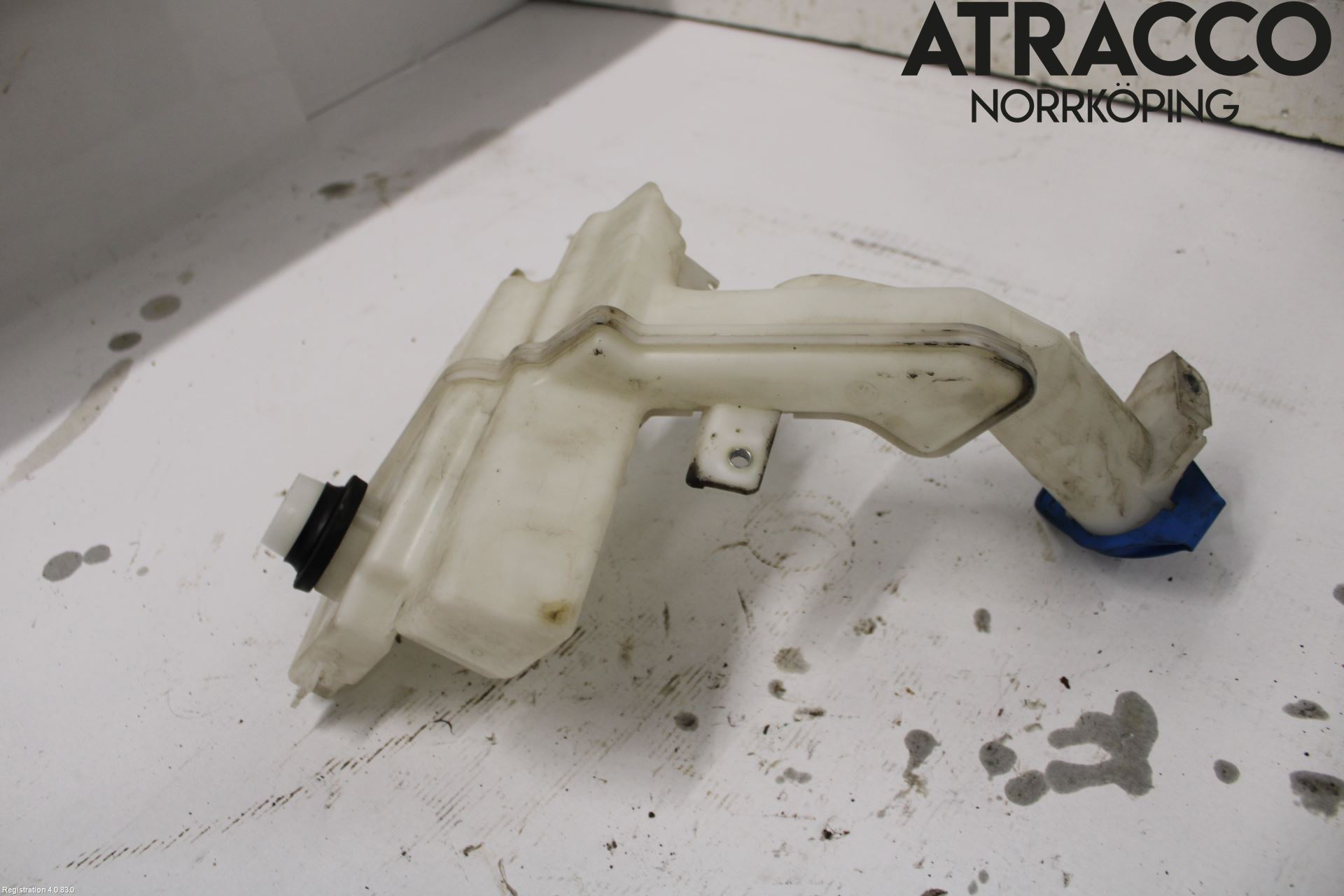 Volkswagen VW PASSAT 11-14 Spolartank Vindruta-Strål