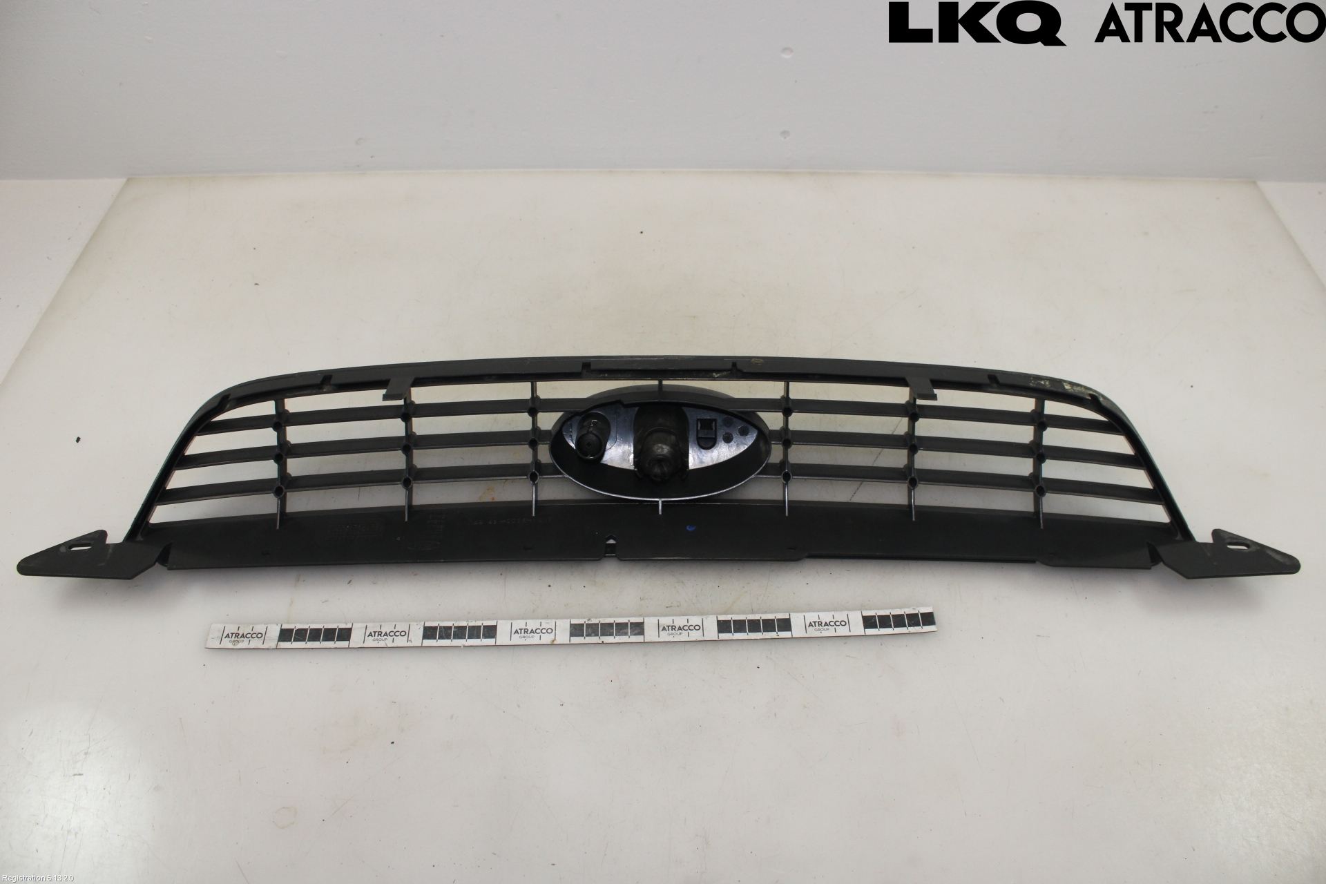 Ford FOCUS 08-11 Grill Komp