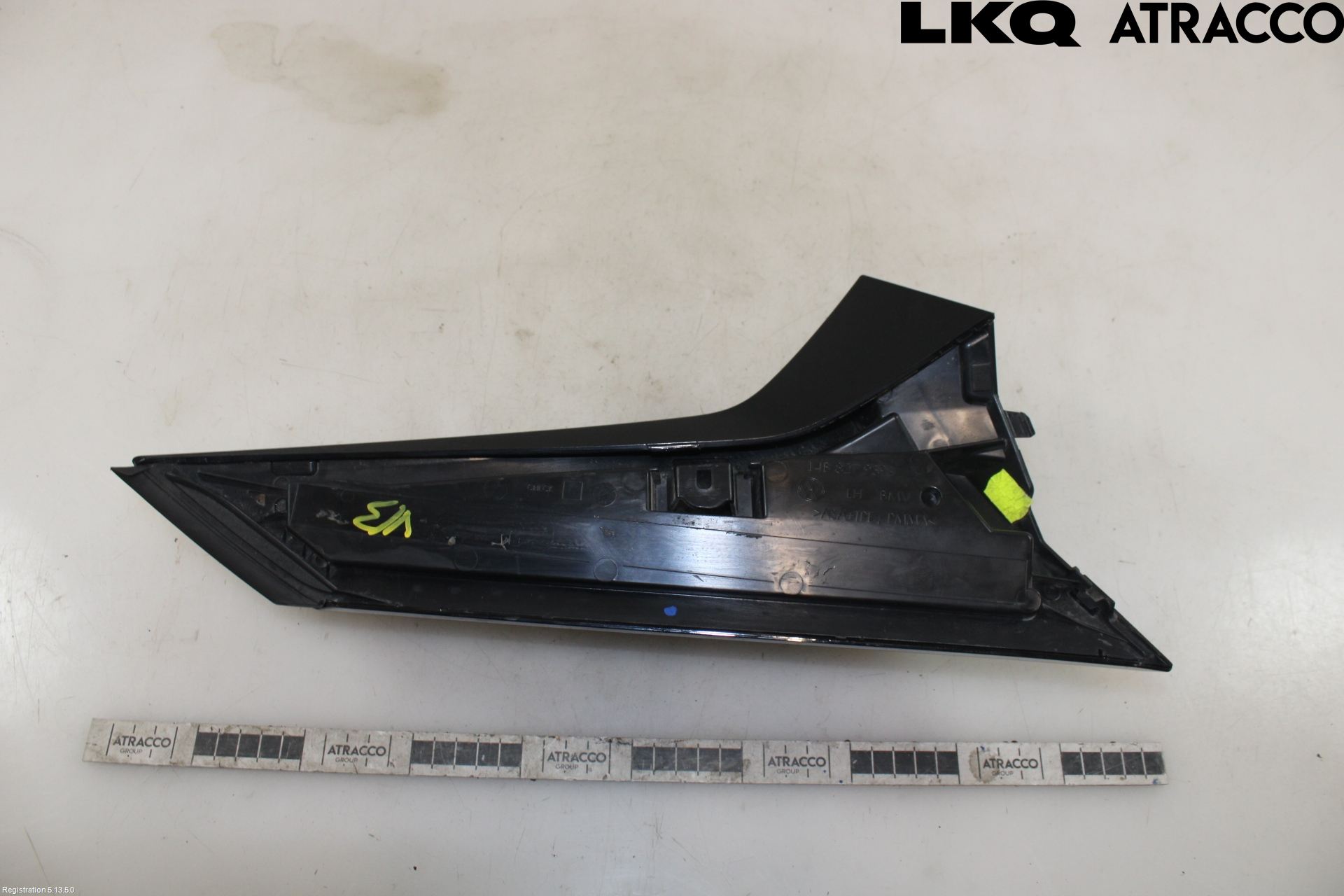 Volkswagen VW ID.7/TOURER 24- Spoiler Baklucka
