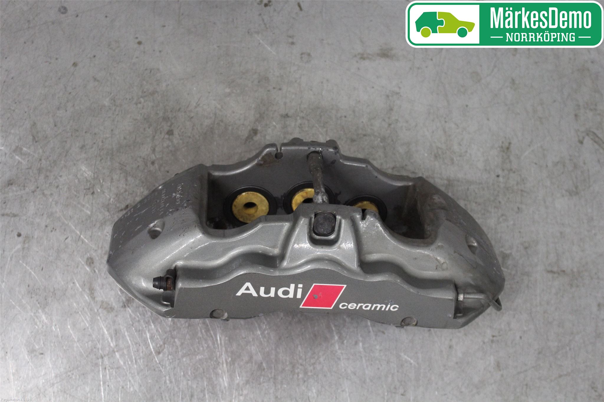 Audi A4/S4 05-07 Bromsok Fram Vänster