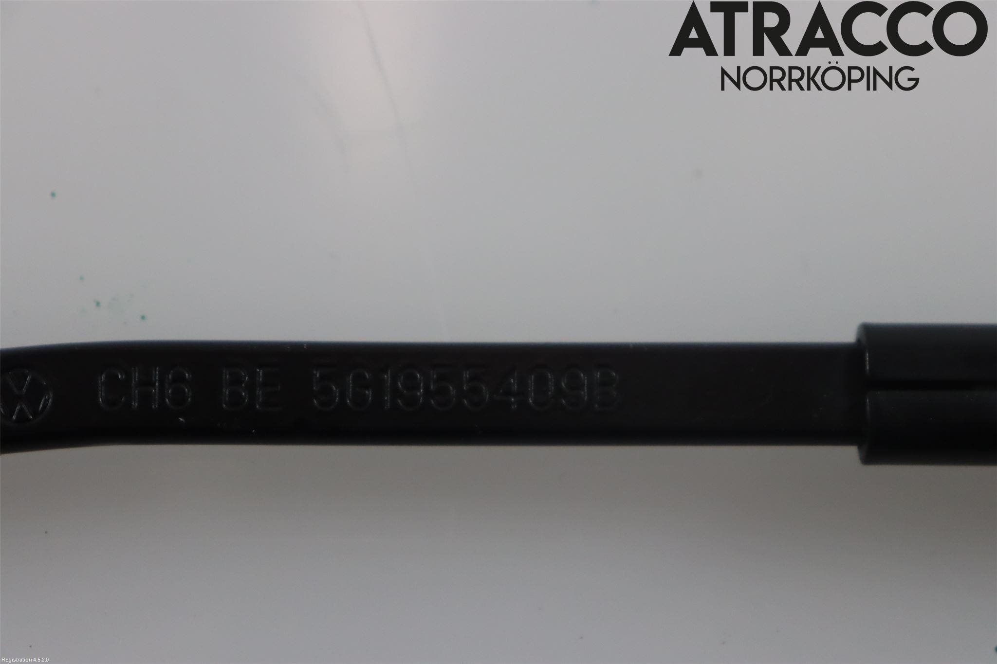 Volkswagen VW GOLF / E-GOLF VII 13-20 Torkararm Armar Vindruta