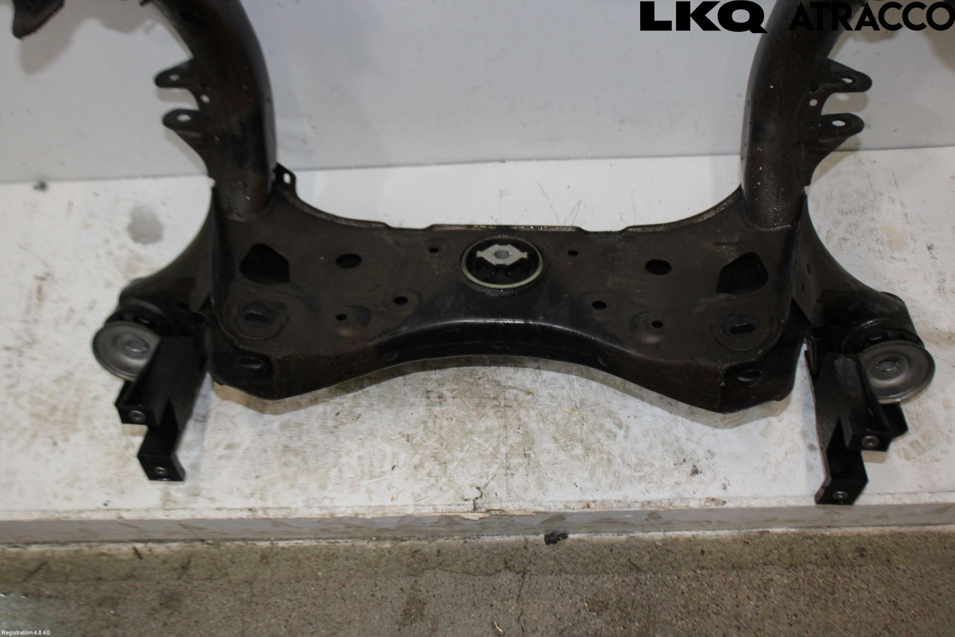 MG 4 23- Bakaxelbalk