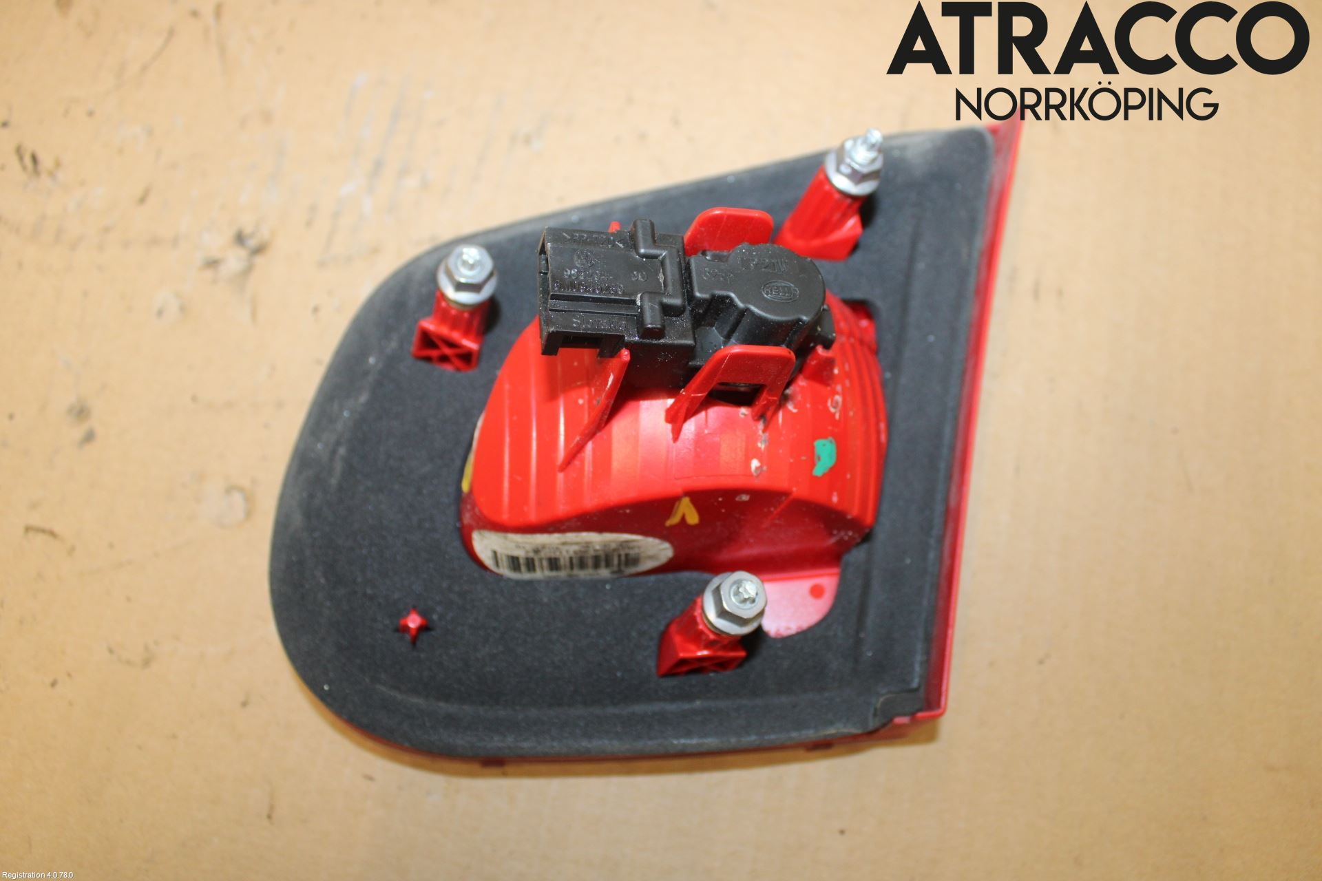 Volkswagen VW EOS  06-10 Bakljus Lucka Vä