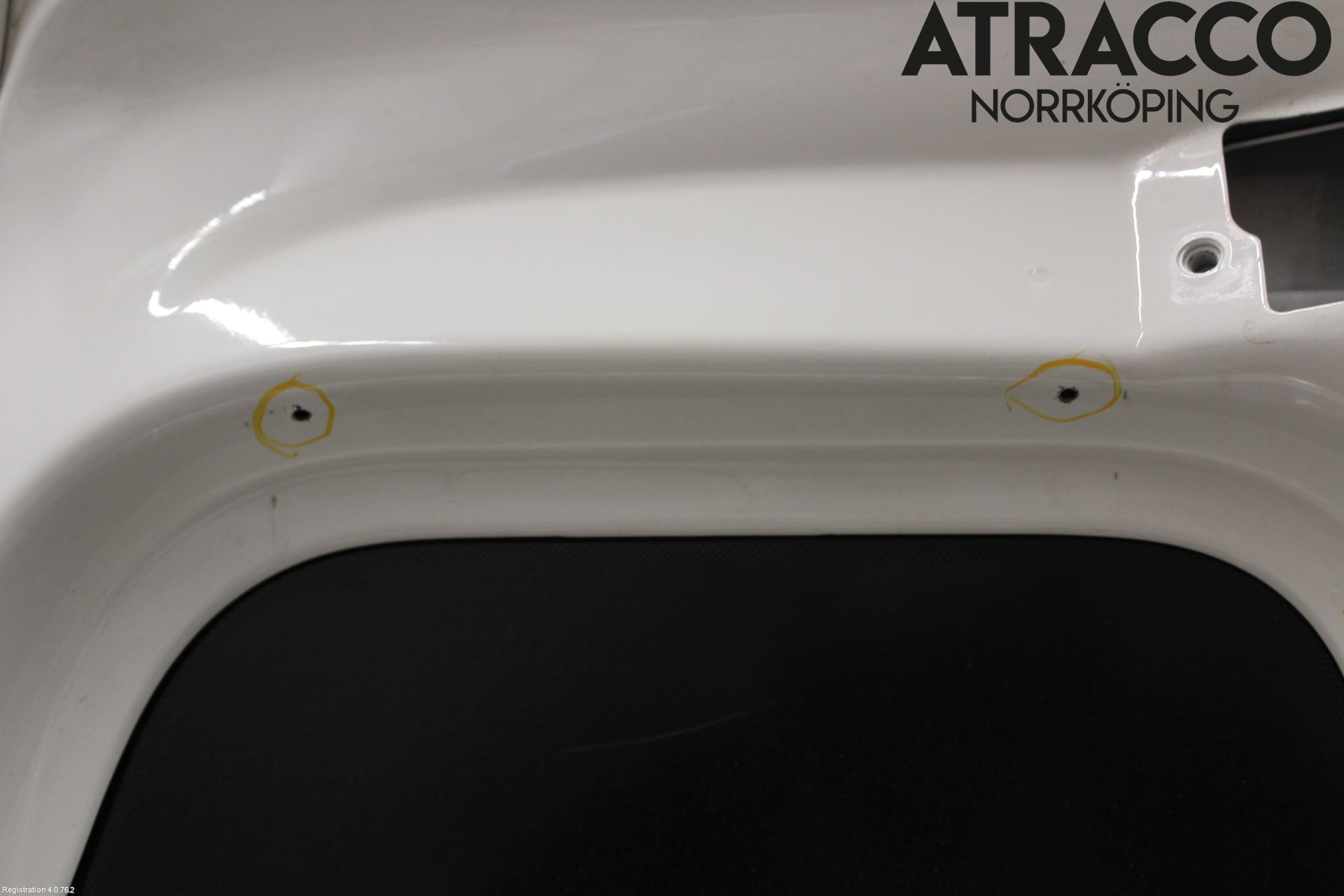 Volkswagen VW CADDY      04-10 Dörr Bak Van-Skåp Höger