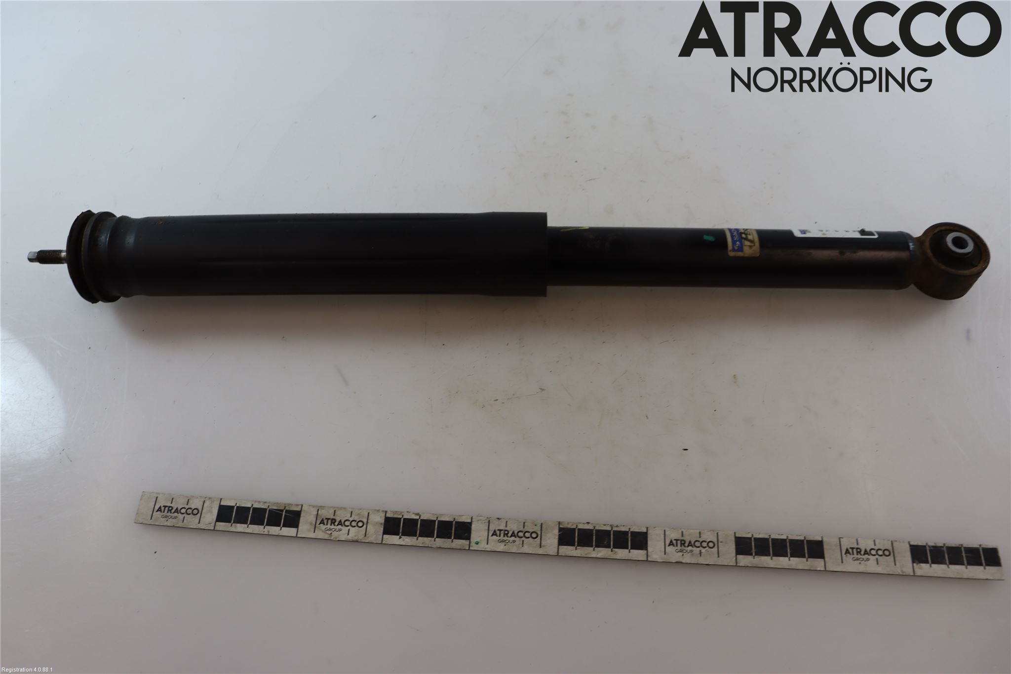 Toyota YARIS XP130 15-20 Stötdämpare Bak