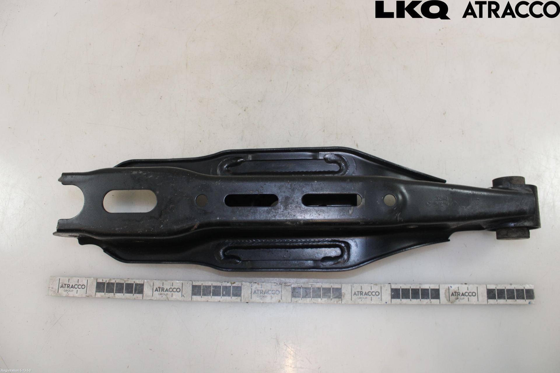 Volkswagen VW ID.7/TOURER 24- Bärarm Bak Vänster