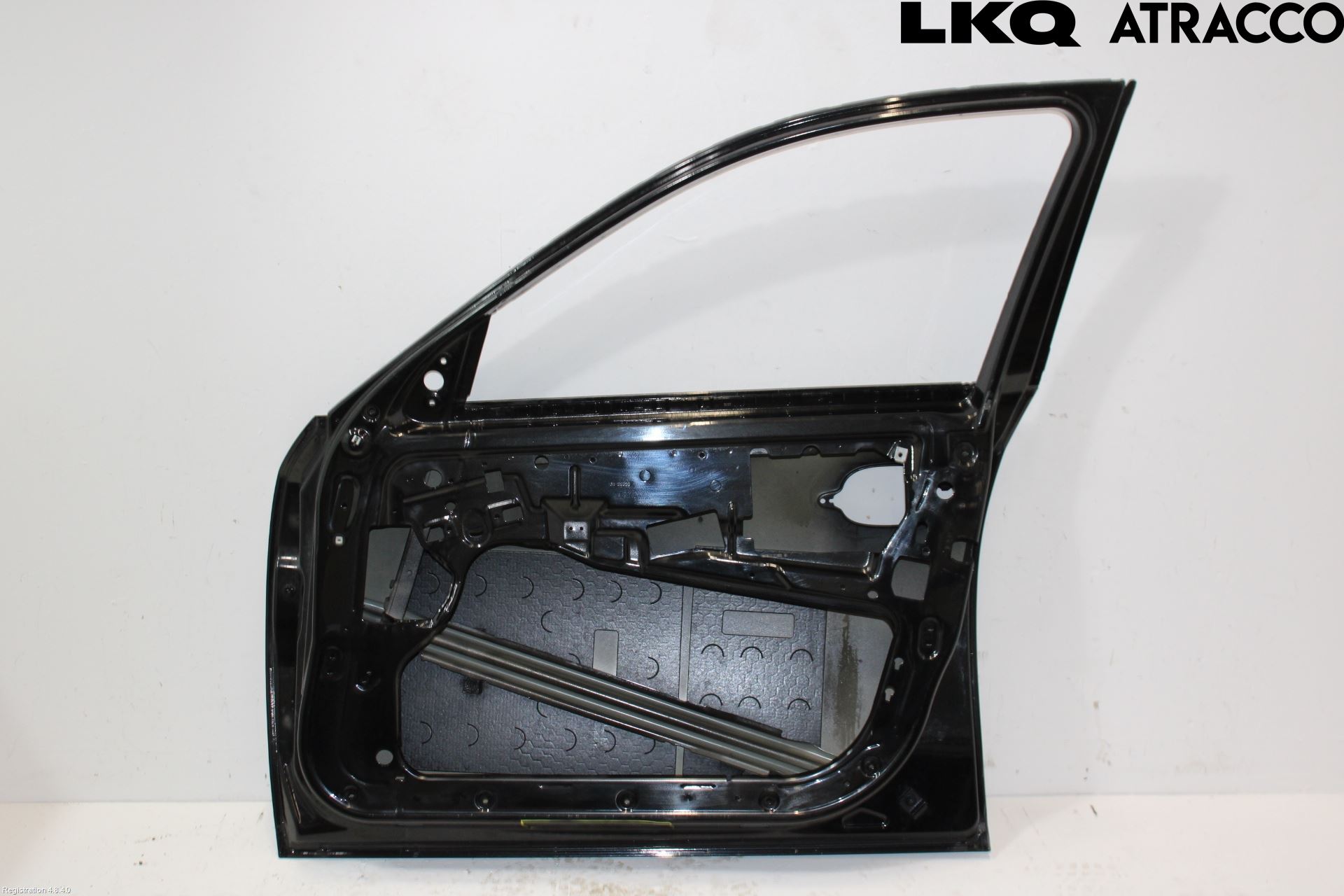 BMW 5 E60/61 Sed/Tou 02-10 Dörr Fram Höger