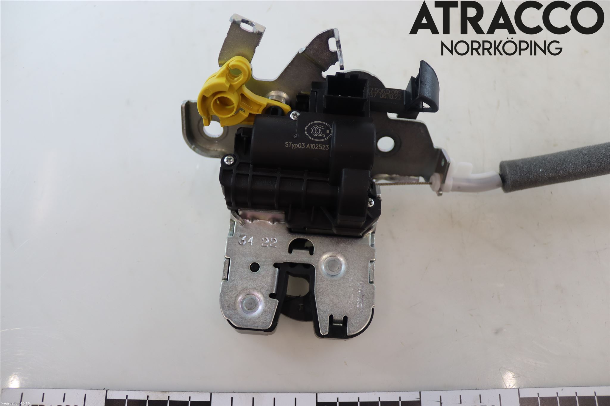 Audi A3/S3 8Y 21- Låskista Baklucka