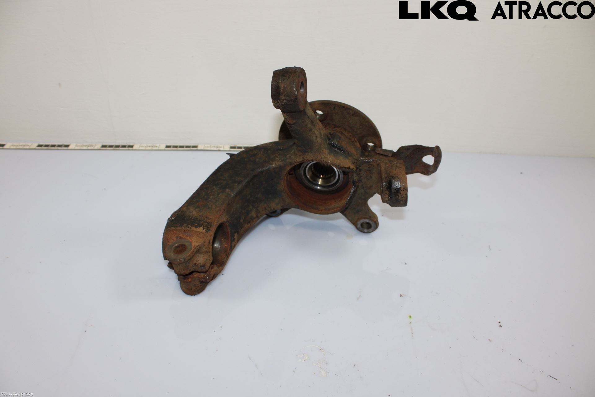 Toyota AYGO 15-21 Styrspindel Lagerhus Hö