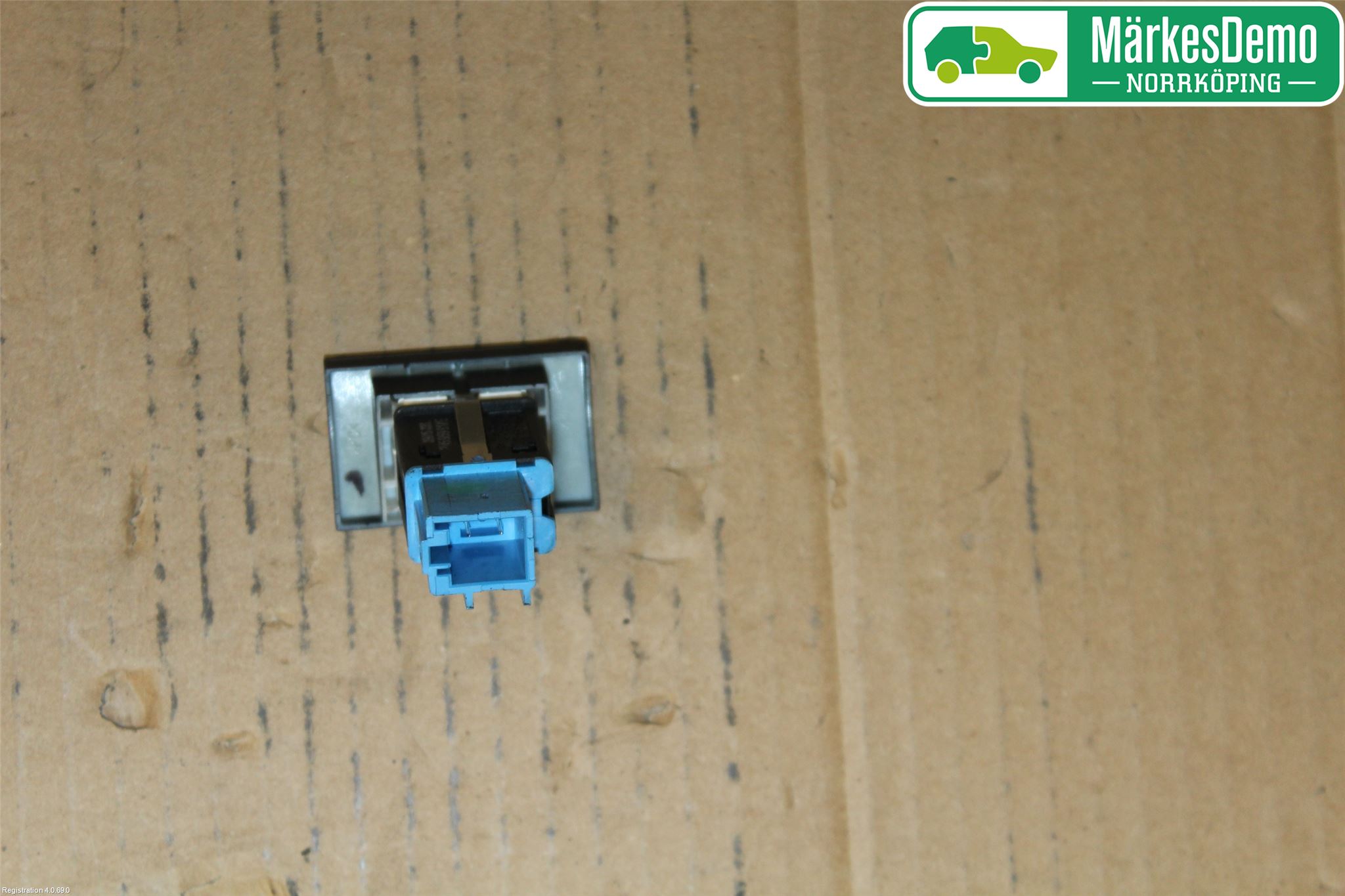 Volkswagen VW AMAROK 2H 10-22 Strömställare Övrigt