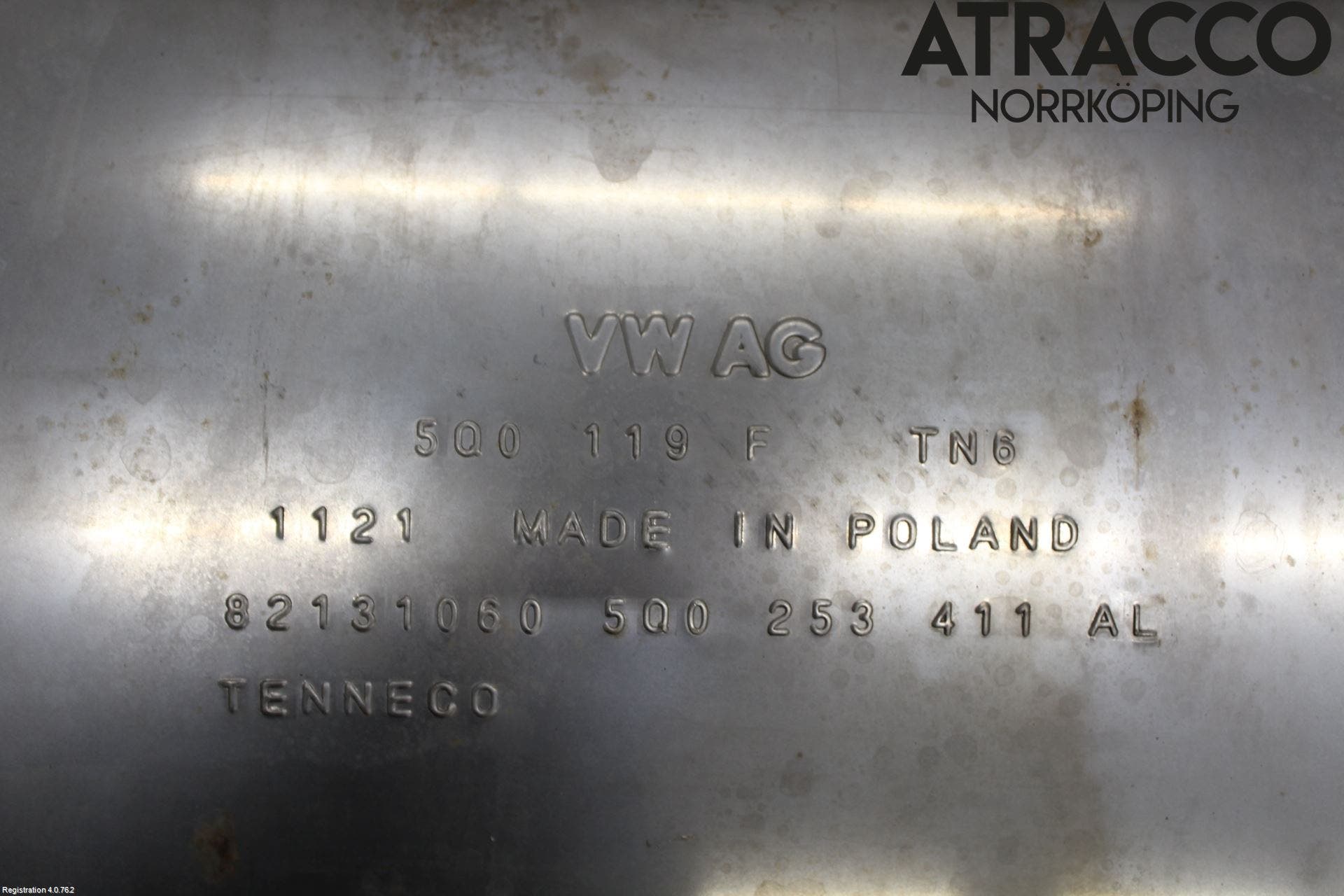 Skoda OCTAVIA (NX) 20- Avgas Halvsats