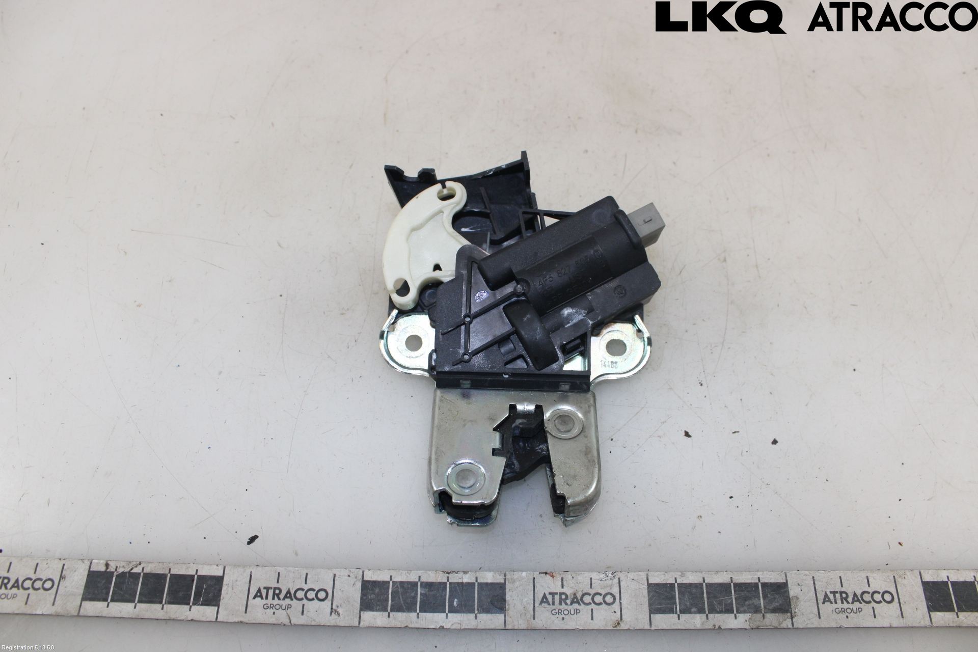 Audi A4/S4 05-07 Låskista Baklucka