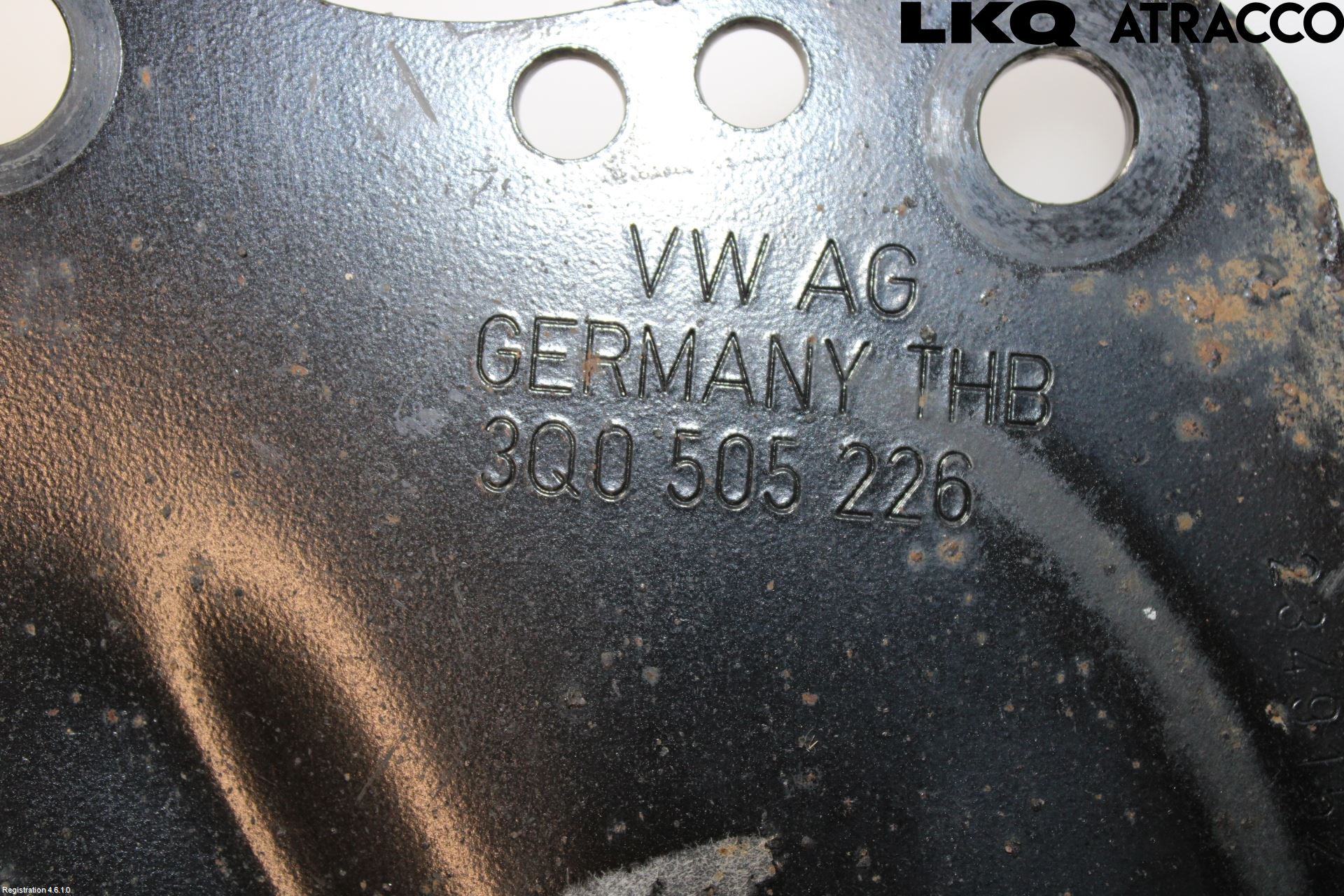 Skoda SUPERB 16-24 Bärarm Bak Höger