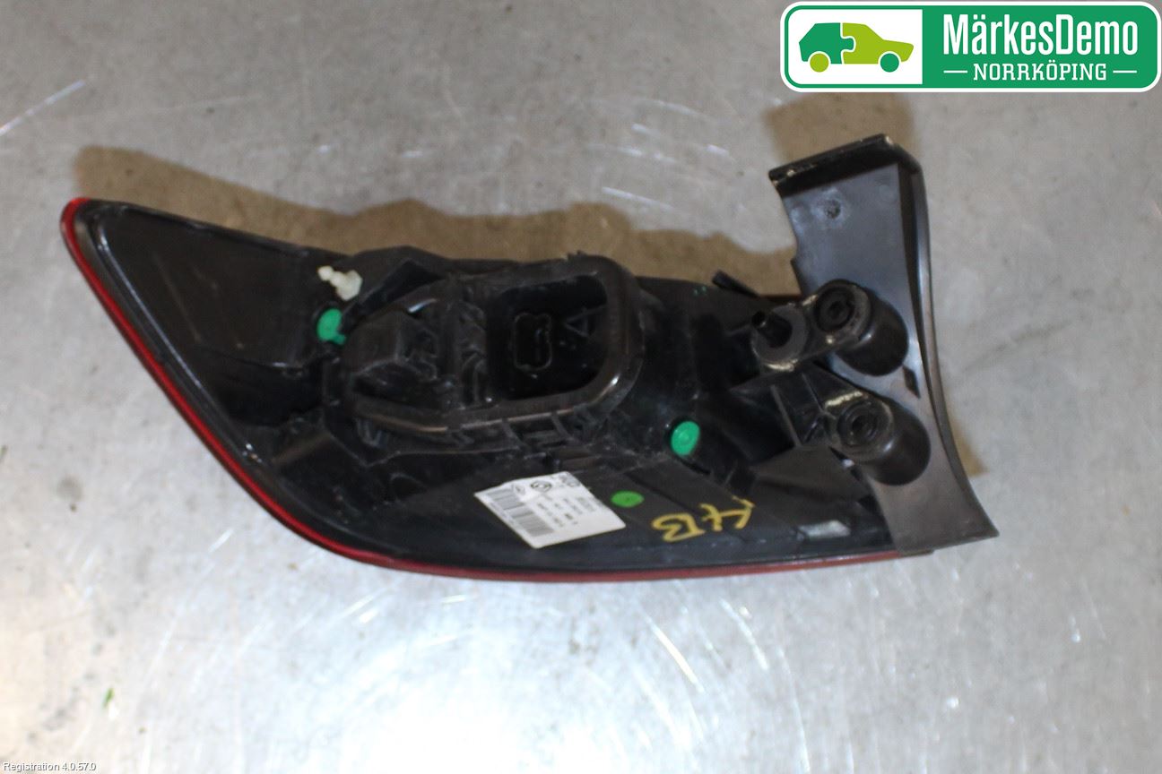 Renault CLIO IV 12-16 Bakljus Höger