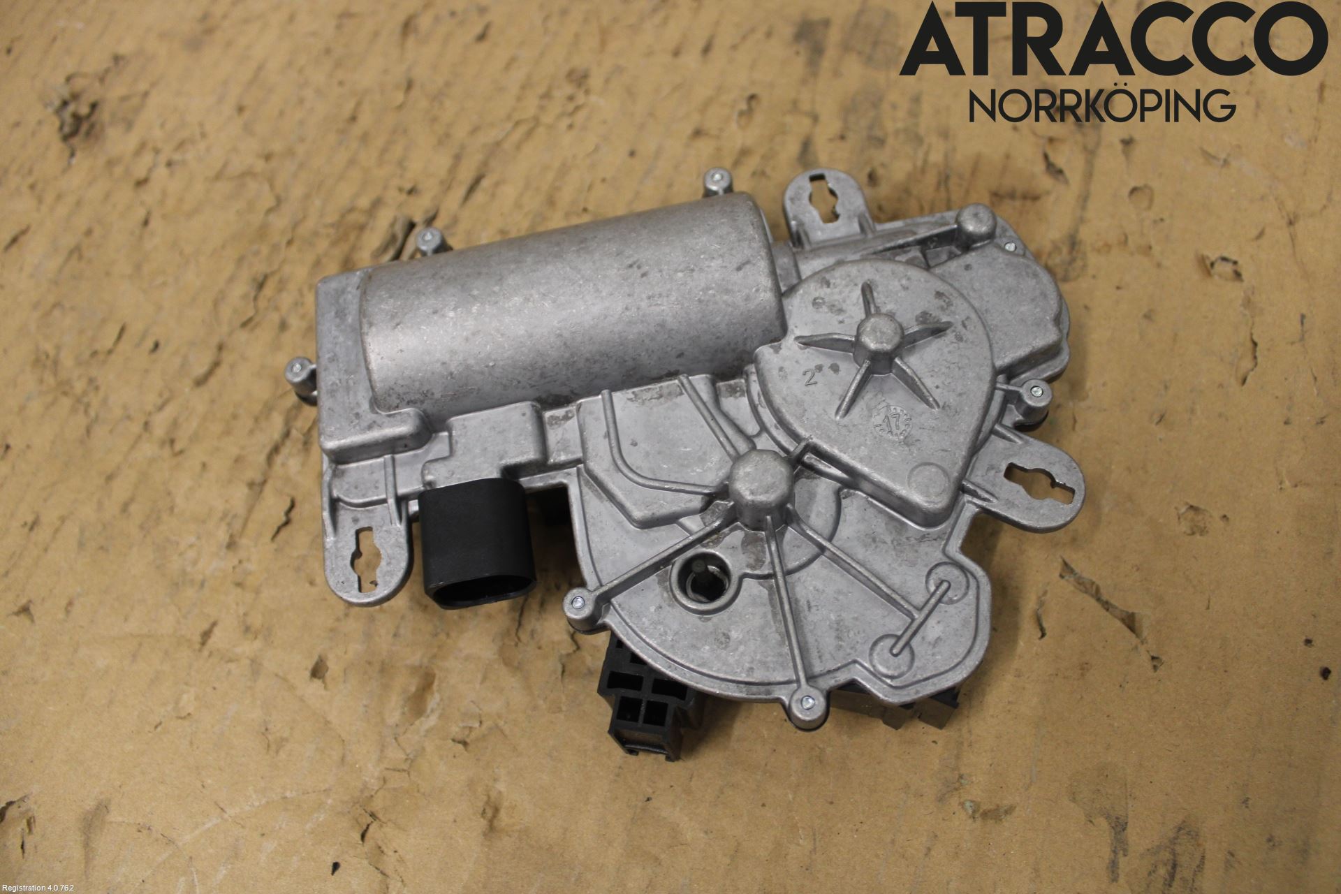 Audi A4/S4 B9 16-19 Bakluckeöppnare Automatisk